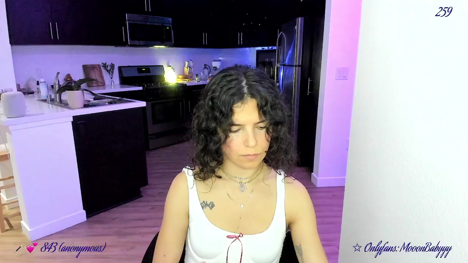 Gallery image thumbnail from vroom's myfreecams stream on, 04/10/2025, 03:49 image 18 of 20