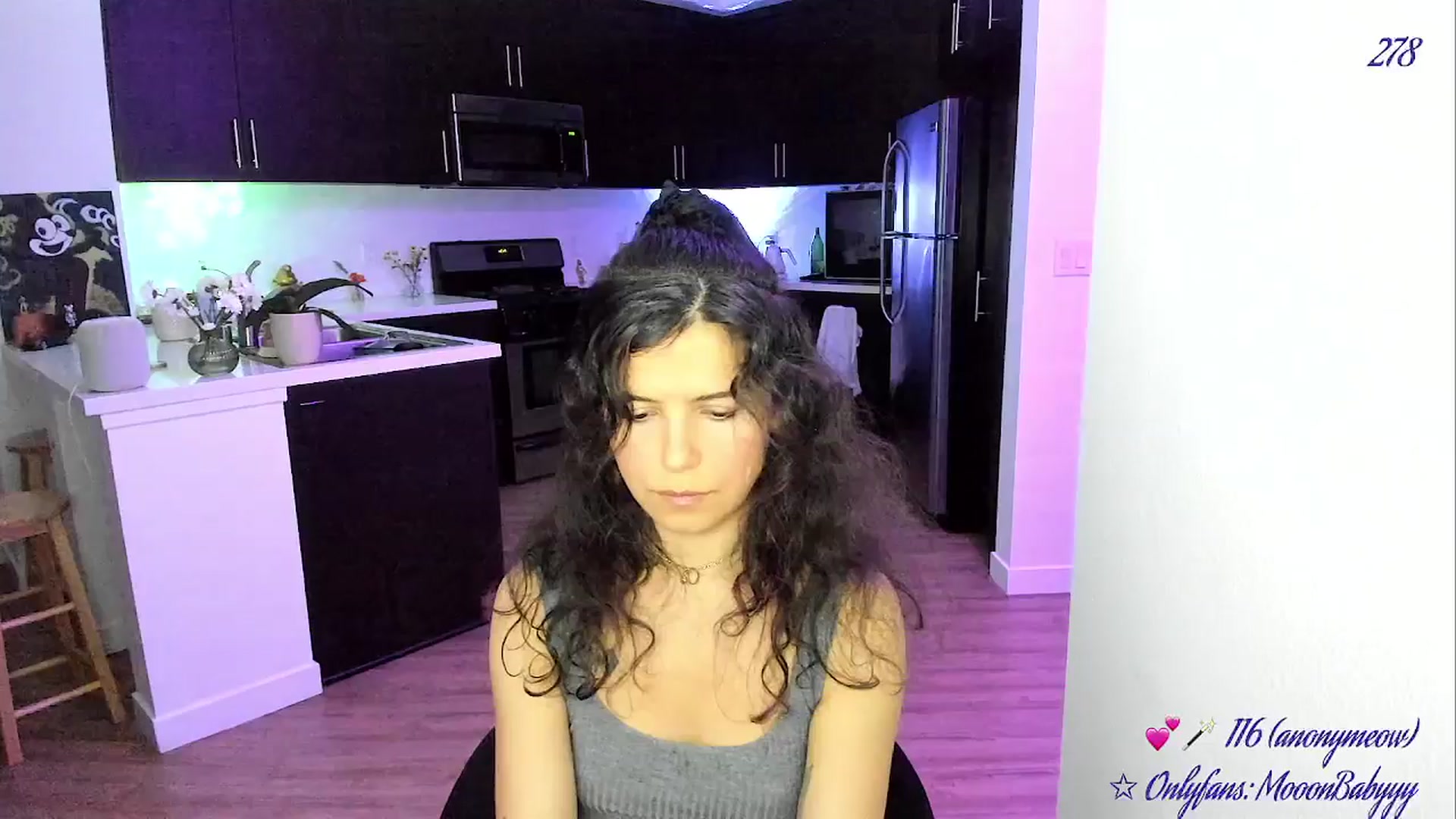 Gallery image thumbnail from vroom's myfreecams stream on, 05/07/2025, 05:12 image 9 of 20