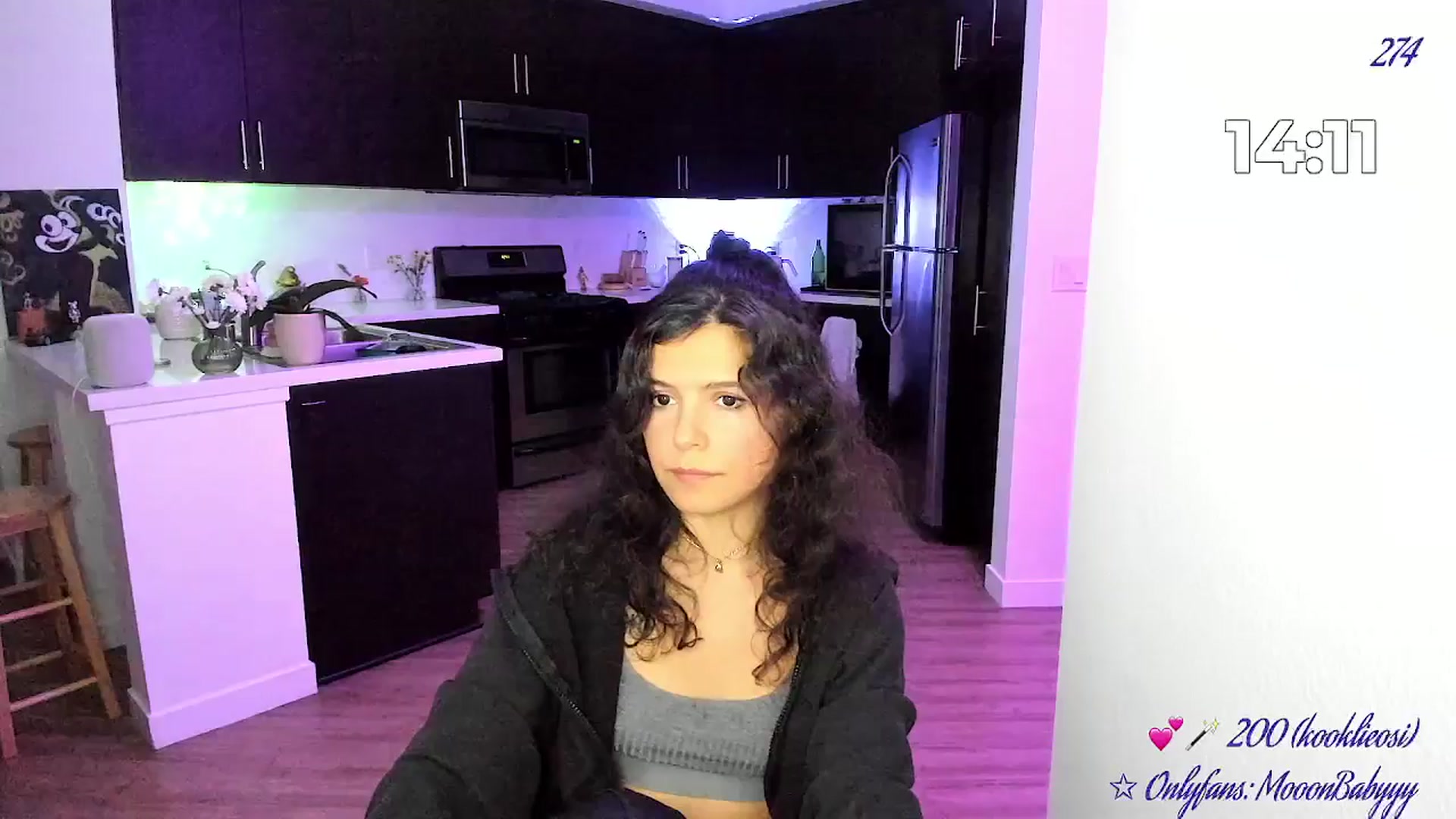 Gallery image thumbnail from vroom's myfreecams stream on, 05/07/2025, 05:12 image 14 of 20