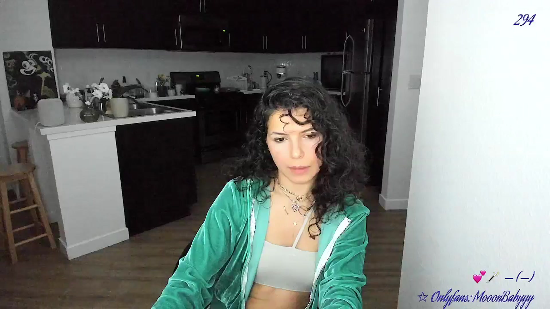 Gallery image thumbnail from vroom's myfreecams stream on, 05/08/2025, 05:40 image 5 of 20