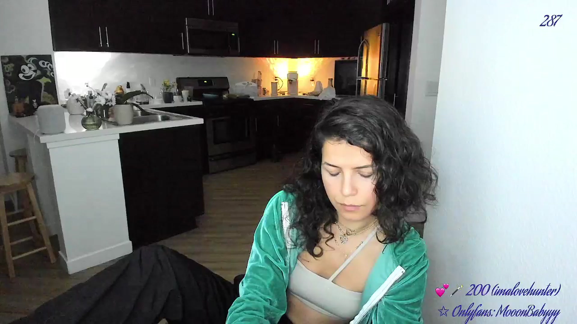 Gallery image thumbnail from vroom's myfreecams stream on, 05/08/2025, 05:40 image 20 of 20