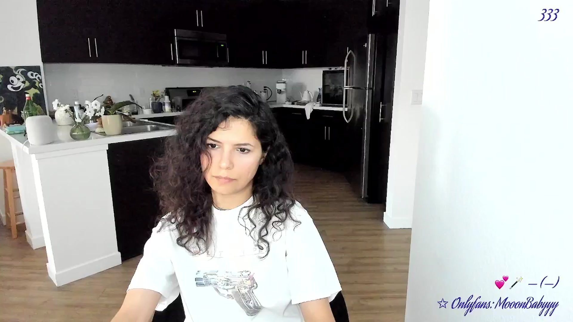 Gallery image thumbnail from vroom's myfreecams stream on, 05/09/2025, 05:29 image 3 of 20