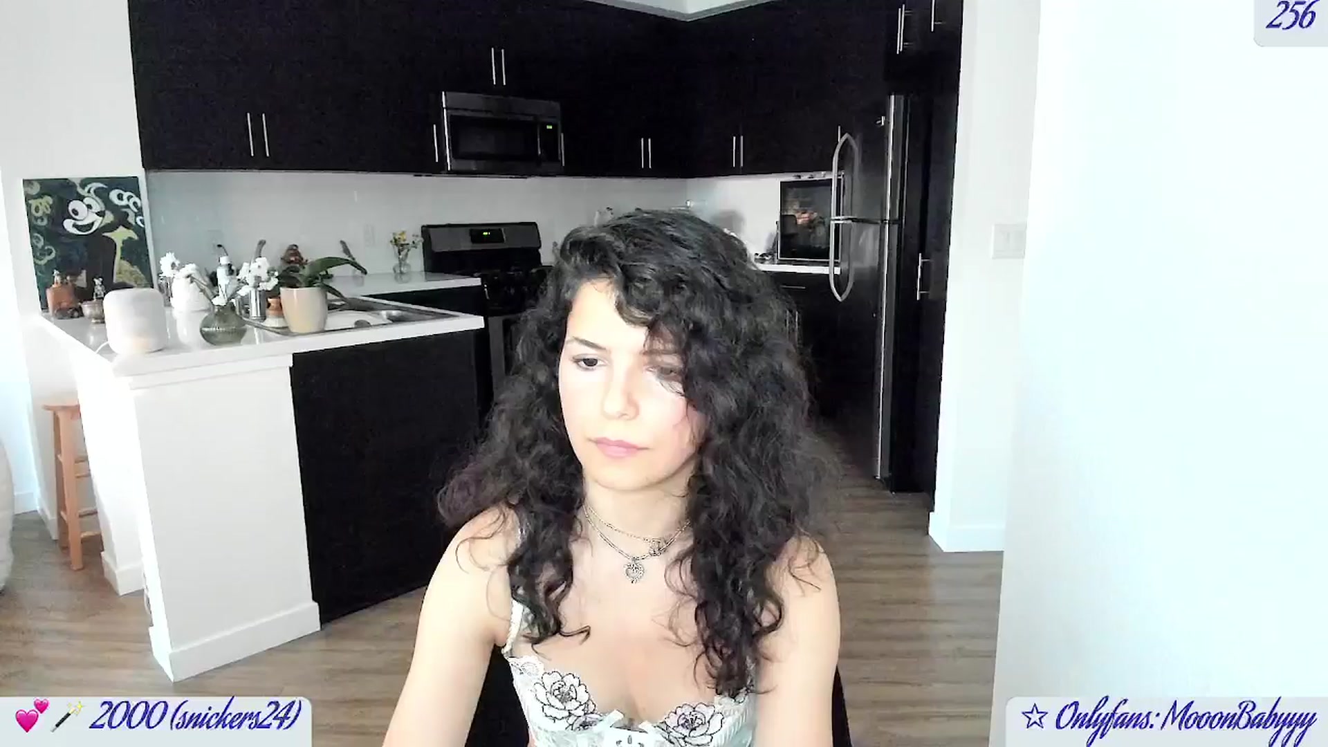 Gallery image thumbnail from vroom's myfreecams stream on, 05/10/2025, 06:01 image 4 of 20