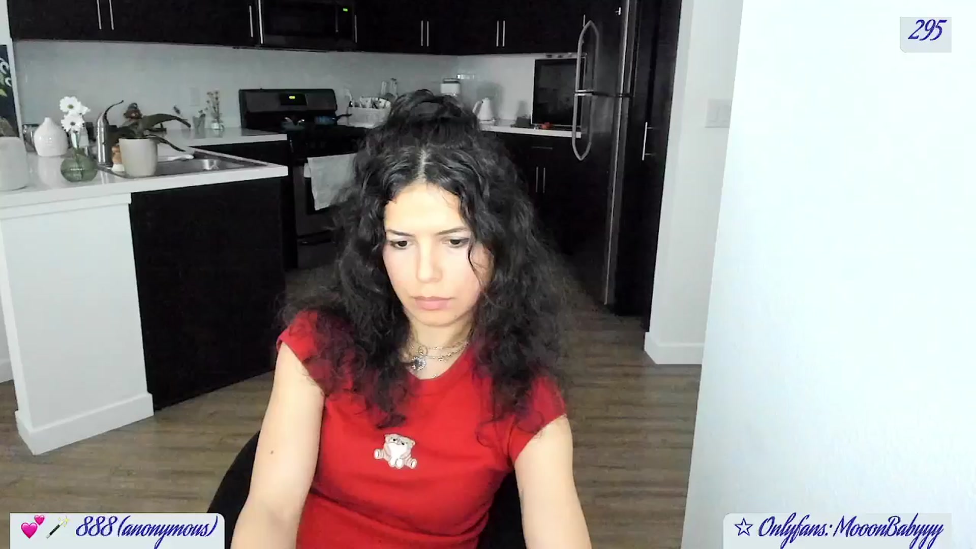 Gallery image thumbnail from vroom's myfreecams stream on, 05/12/2025, 03:38 image 15 of 20