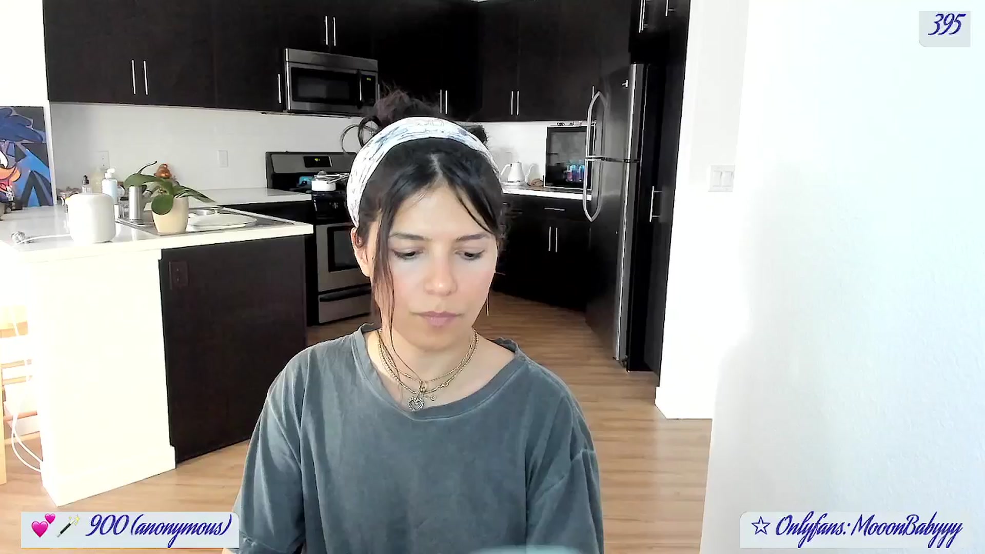 Gallery image thumbnail from vroom's myfreecams stream on, 05/17/2025, 02:22 image 4 of 20