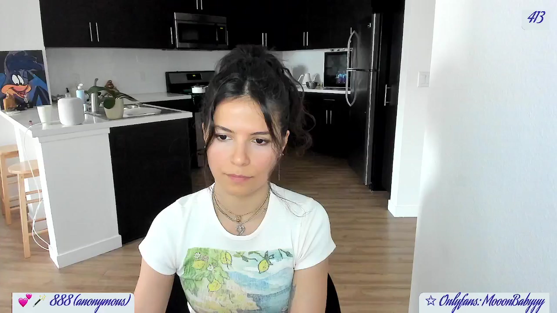 Gallery image thumbnail from vroom's myfreecams stream on, 05/18/2025, 24:31 image 5 of 20