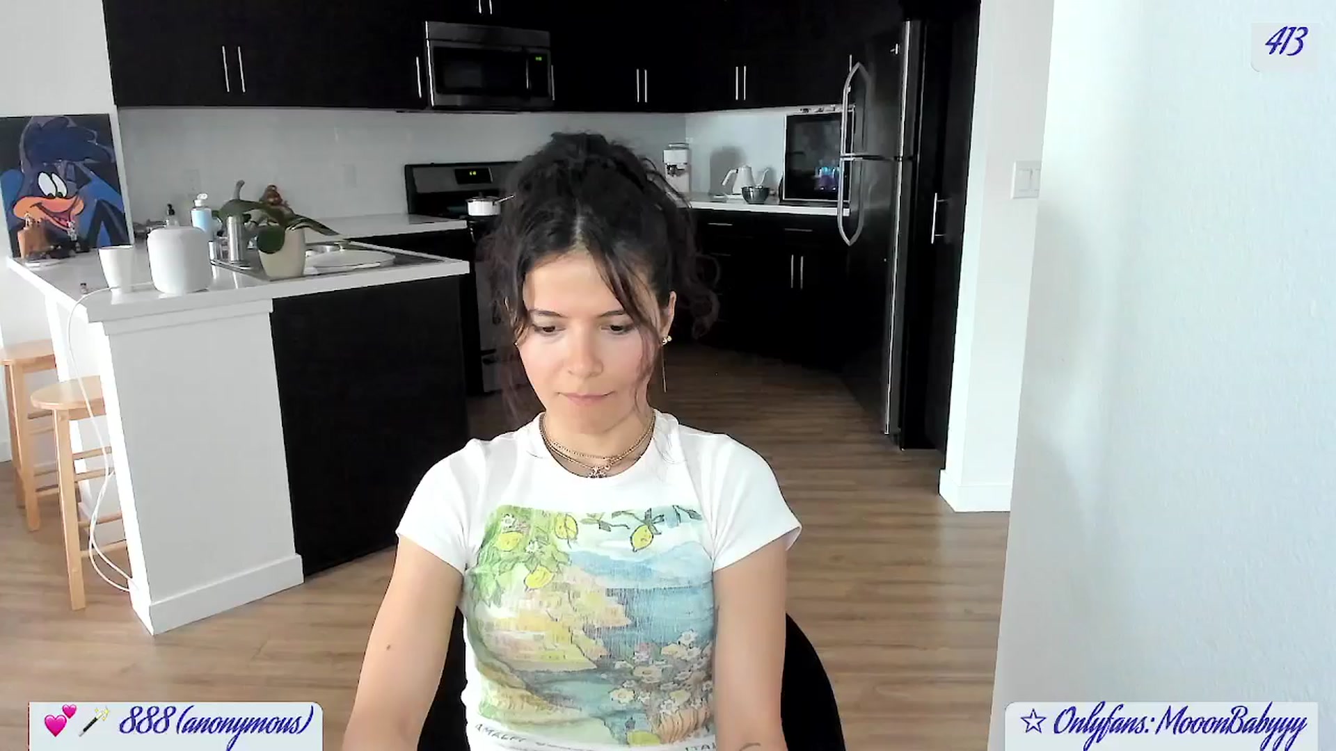 Gallery image thumbnail from vroom's myfreecams stream on, 05/18/2025, 24:31 image 9 of 20