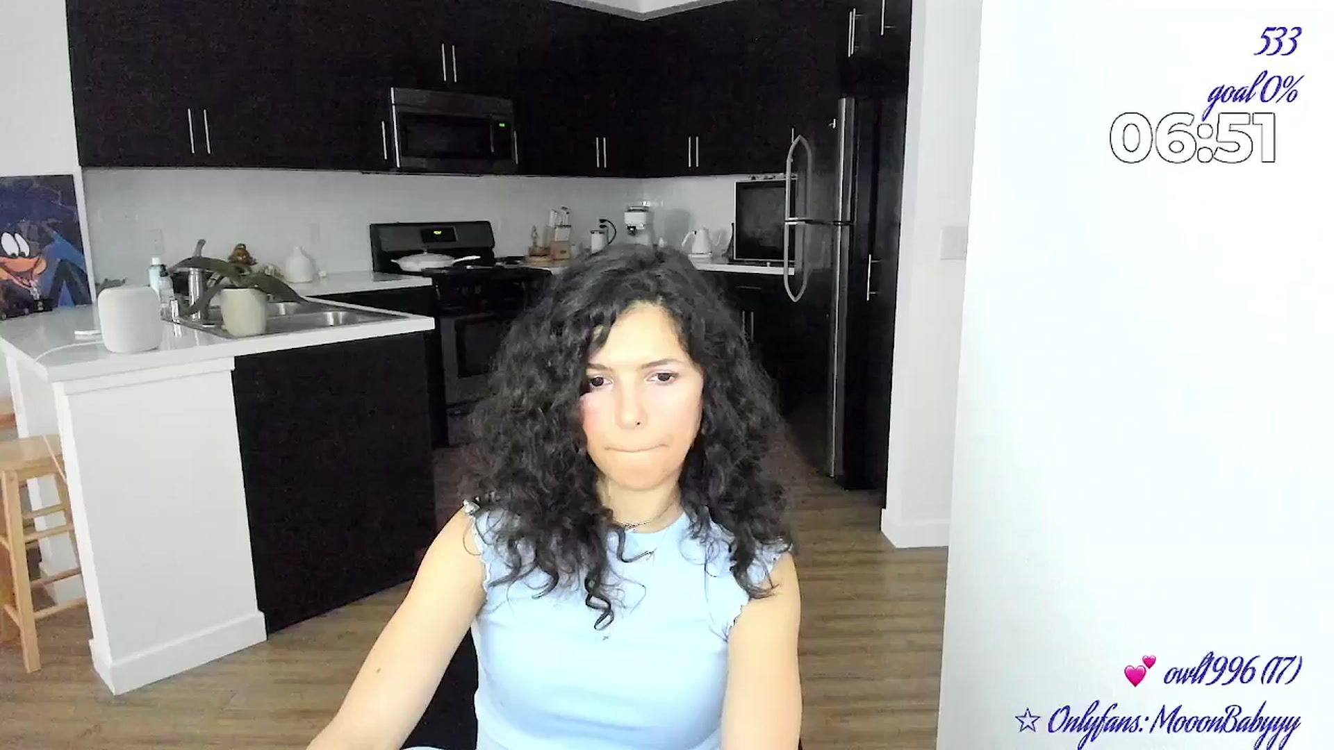 Gallery image thumbnail from vroom's myfreecams stream on, 05/26/2025, 02:44 image 18 of 20