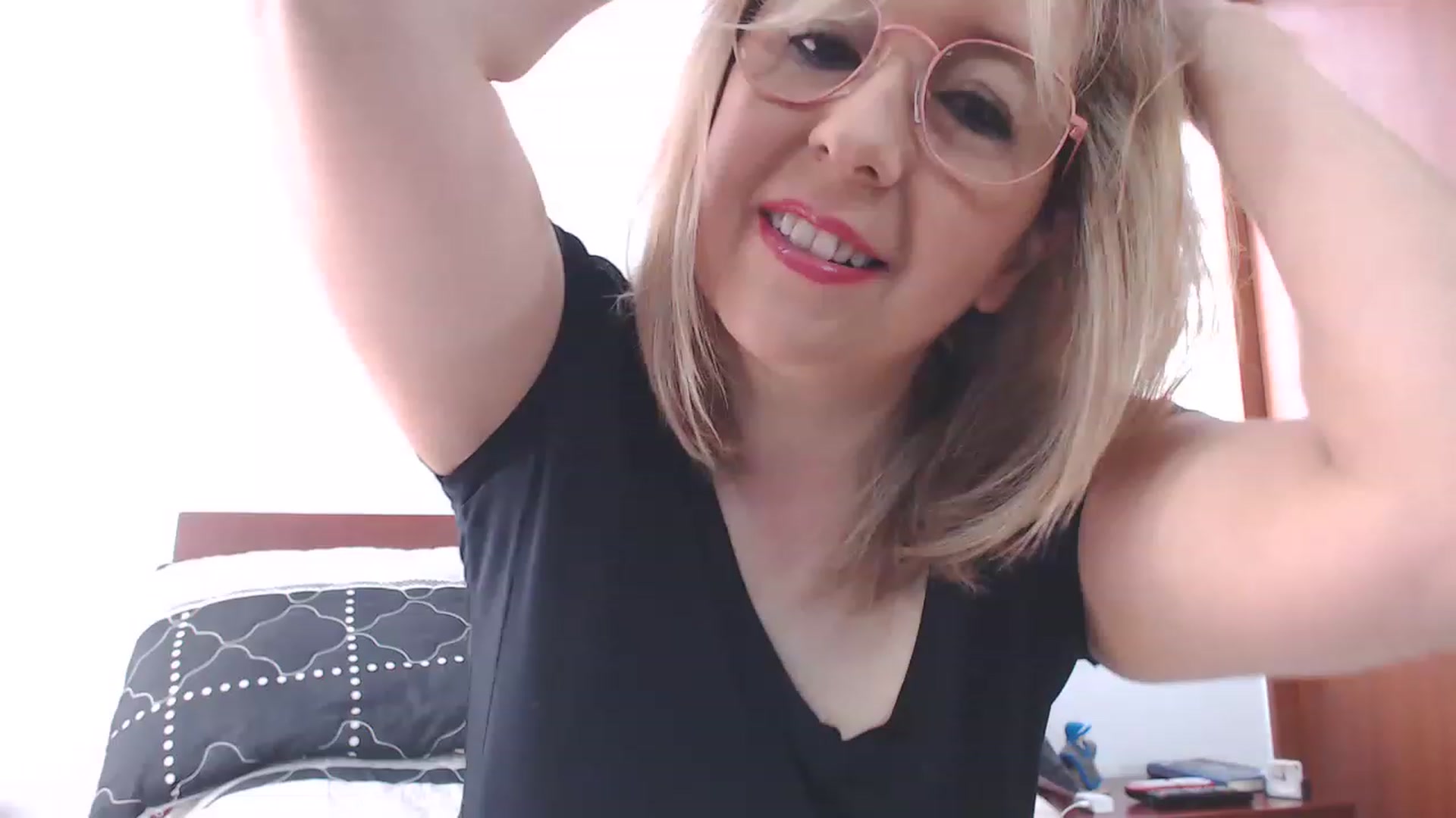 Gallery image thumbnail from wackycharm's myfreecams stream on, 07/03/2023, 17:31 image 3 of 20