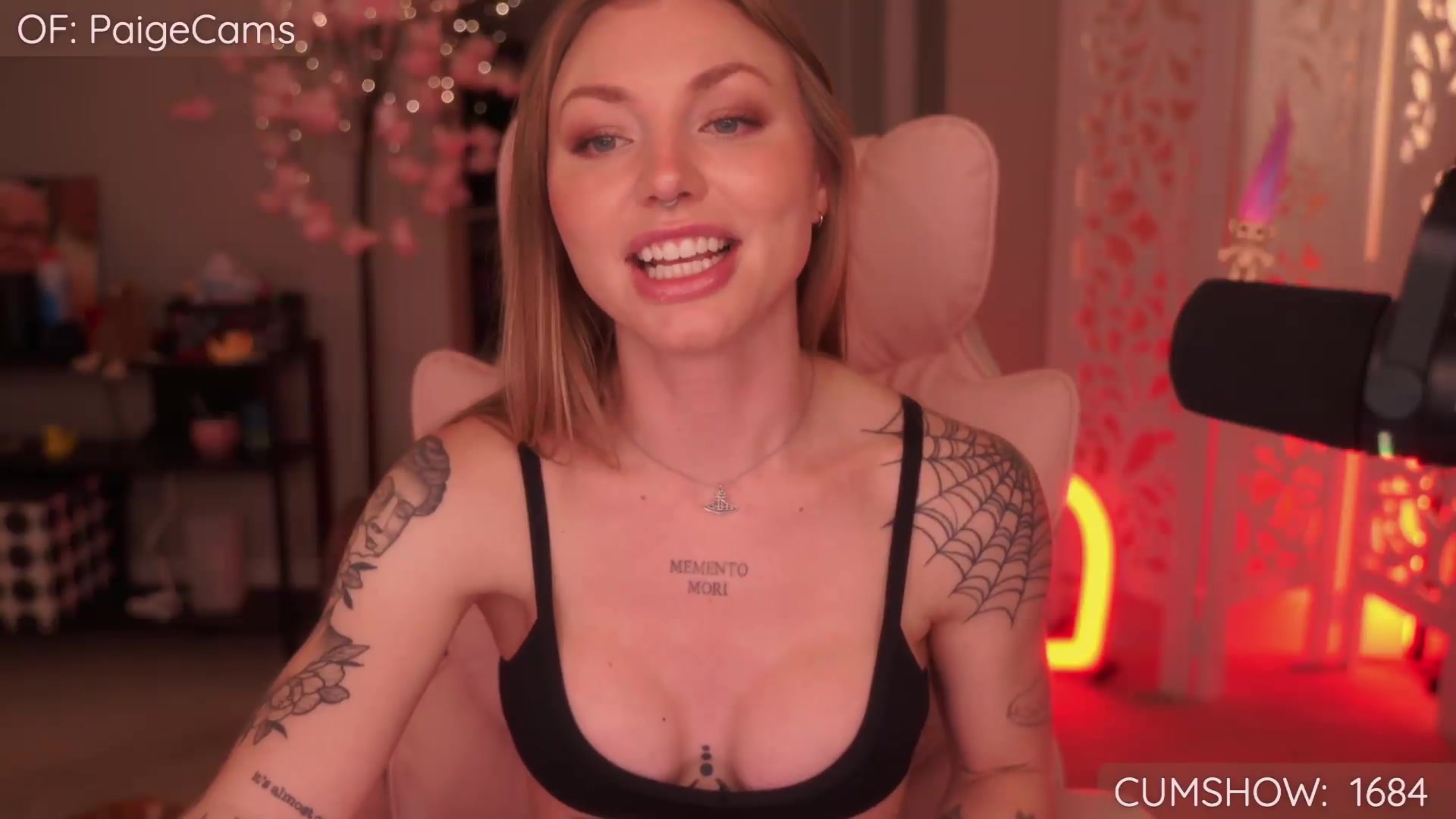 Gallery image thumbnail from wannabeMILF's myfreecams stream on, 06/03/2026, 06:38 image 17 of 20