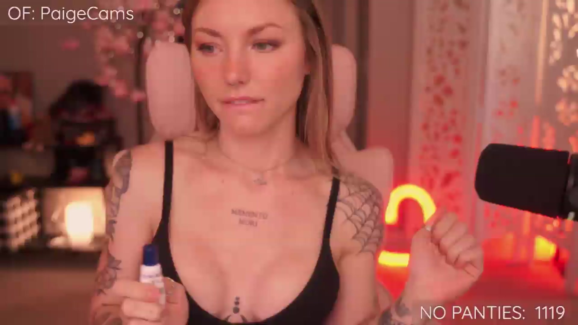 Gallery image thumbnail from wannabeMILF's myfreecams stream on, 06/07/2026, 02:00 image 3 of 20