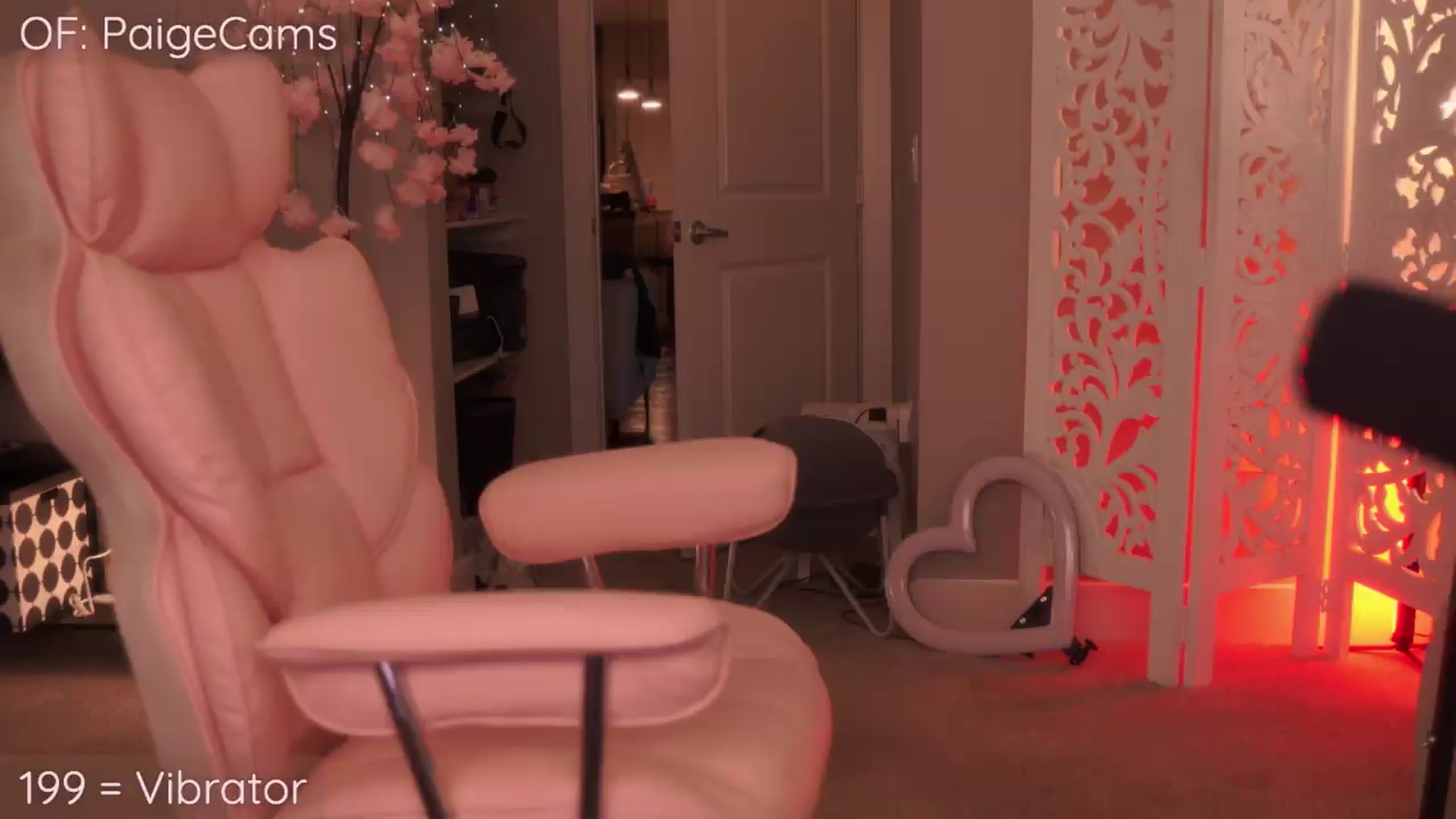 Gallery image thumbnail from wannabeMILF's myfreecams stream on, 07/30/2026, 02:34 image 14 of 20