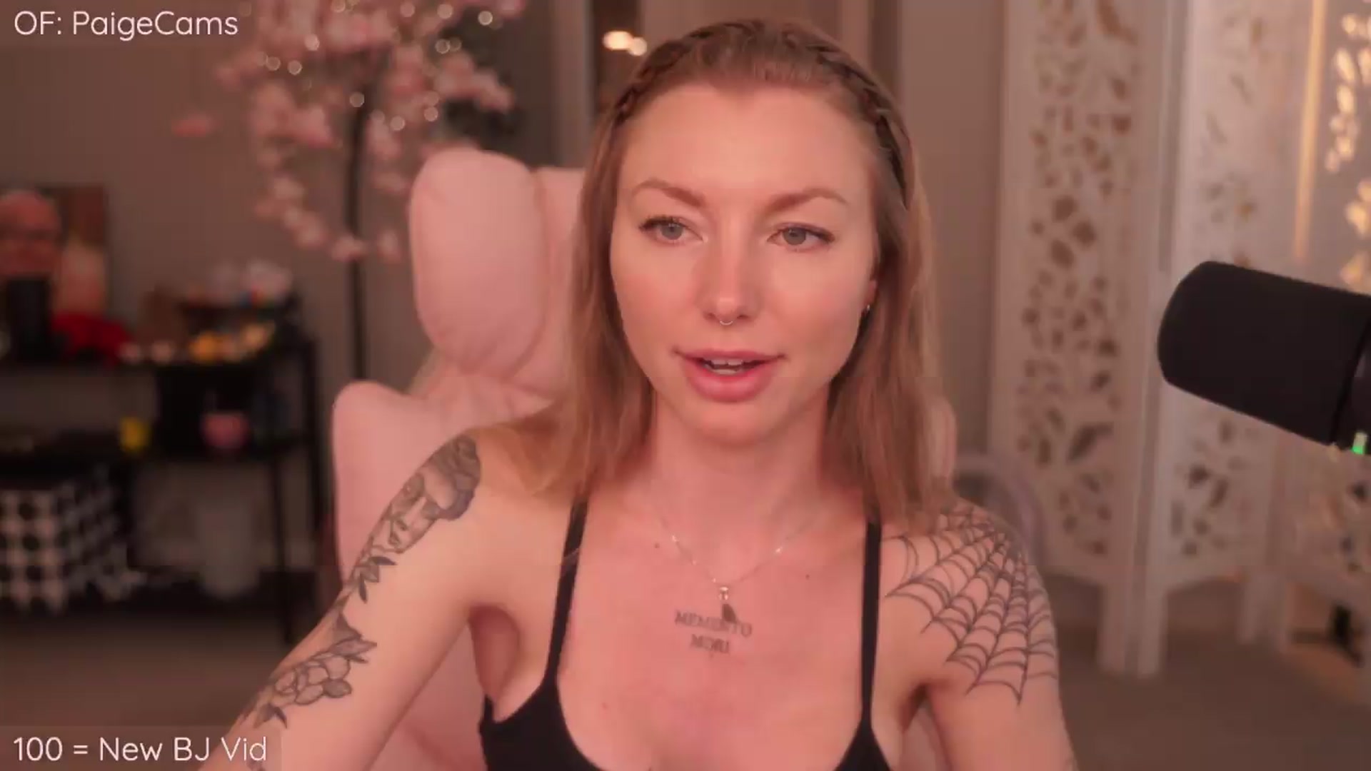 Gallery image thumbnail from wannabeMILF's myfreecams stream on, 08/03/2026, 23:09 image 20 of 20