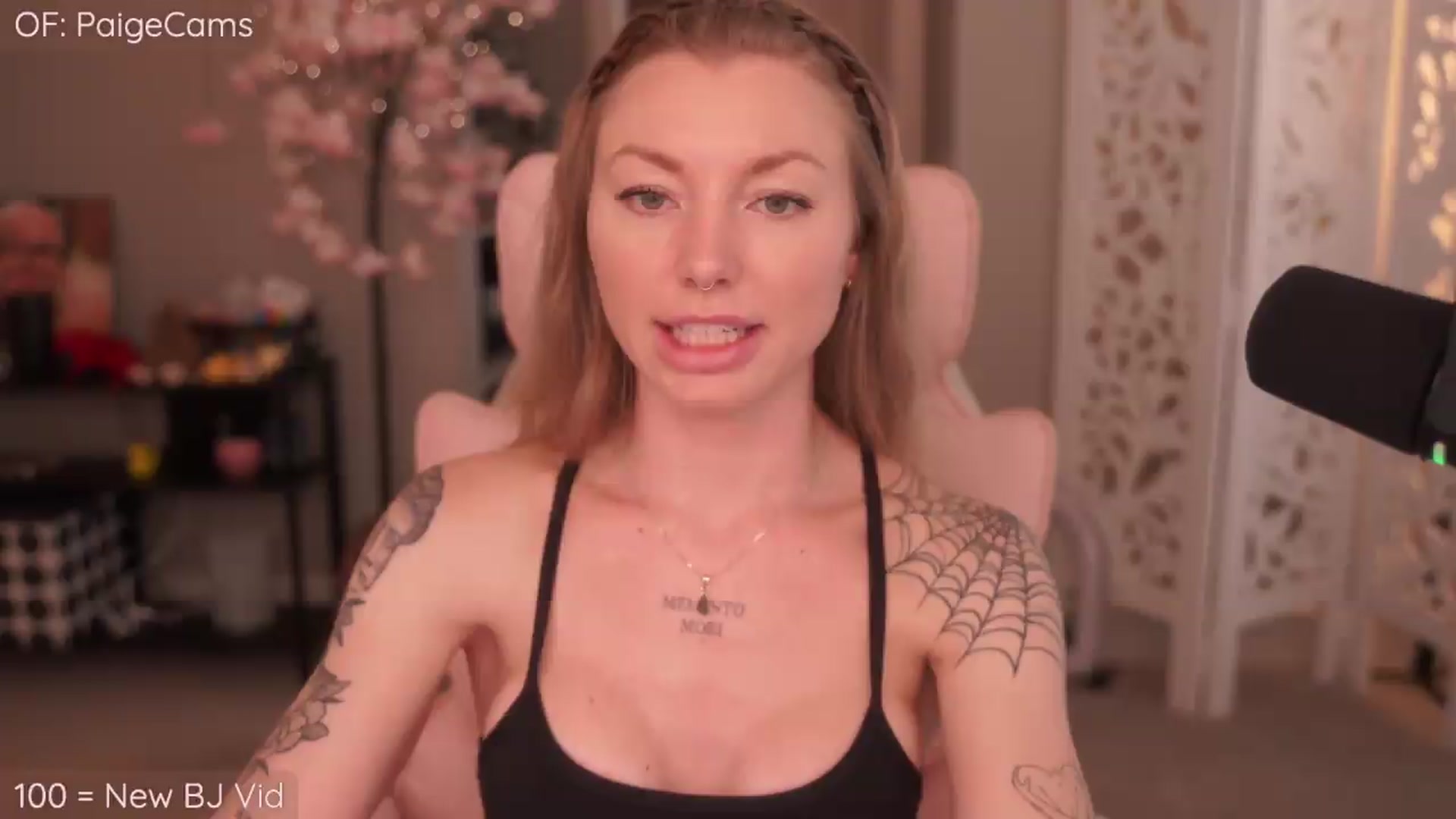 Gallery image thumbnail from wannabeMILF's myfreecams stream on, 08/03/2026, 23:09 image 13 of 20
