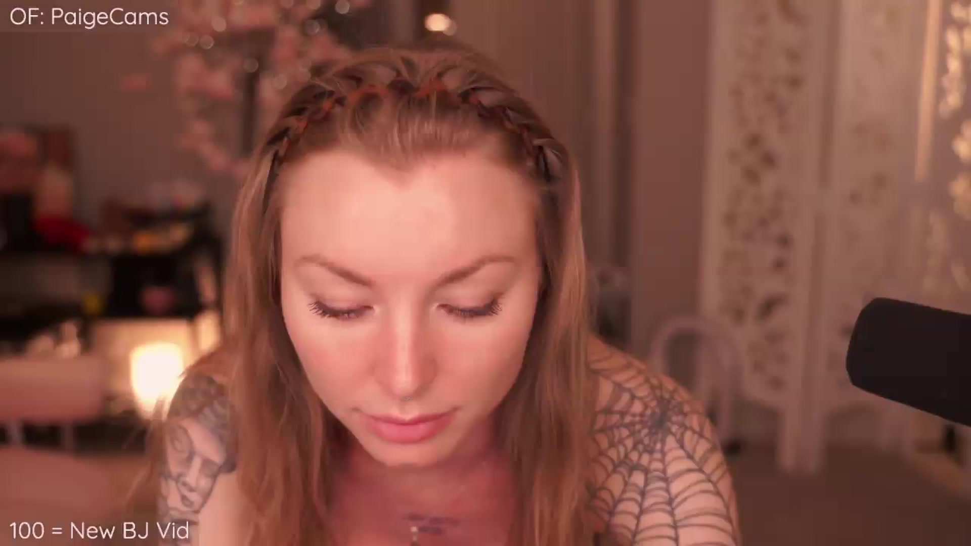 Gallery image thumbnail from wannabeMILF's myfreecams stream on, 08/04/2026, 05:53 image 15 of 20