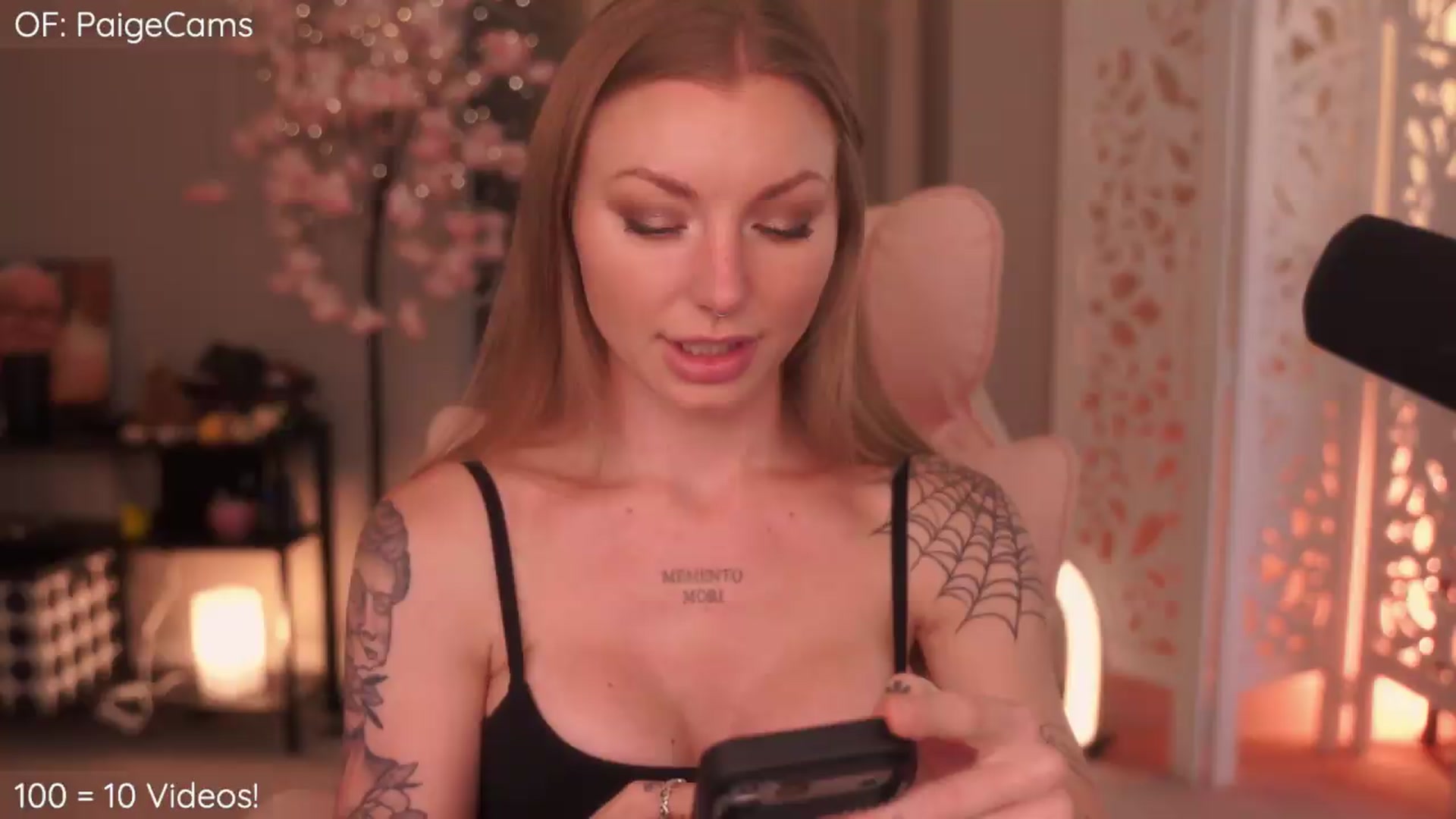 Gallery image thumbnail from wannabeMILF's myfreecams stream on, 08/25/2026, 23:53 image 10 of 20