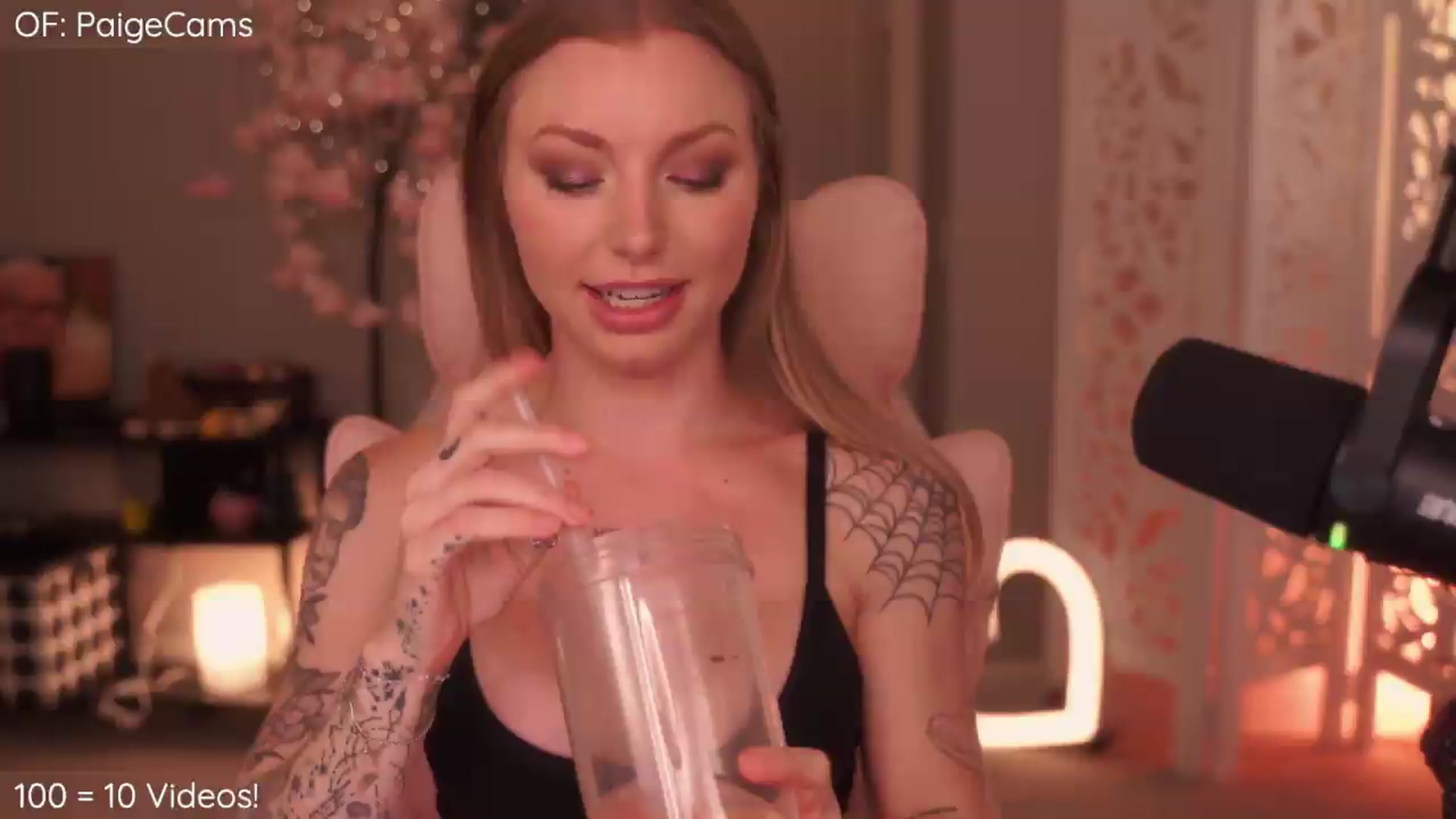 Gallery image thumbnail from wannabeMILF's myfreecams stream on, 08/27/2026, 24:03 image 13 of 20