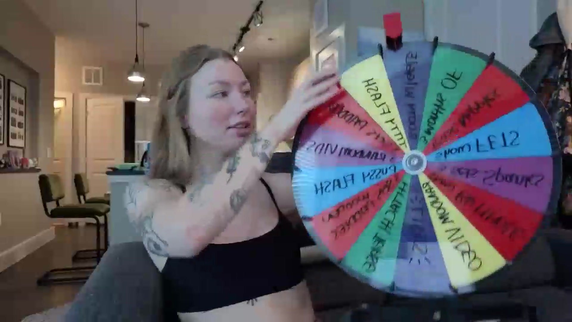 Gallery image thumbnail from wannabeMILF's myfreecams stream on, 09/01/2026, 23:57 image 5 of 20