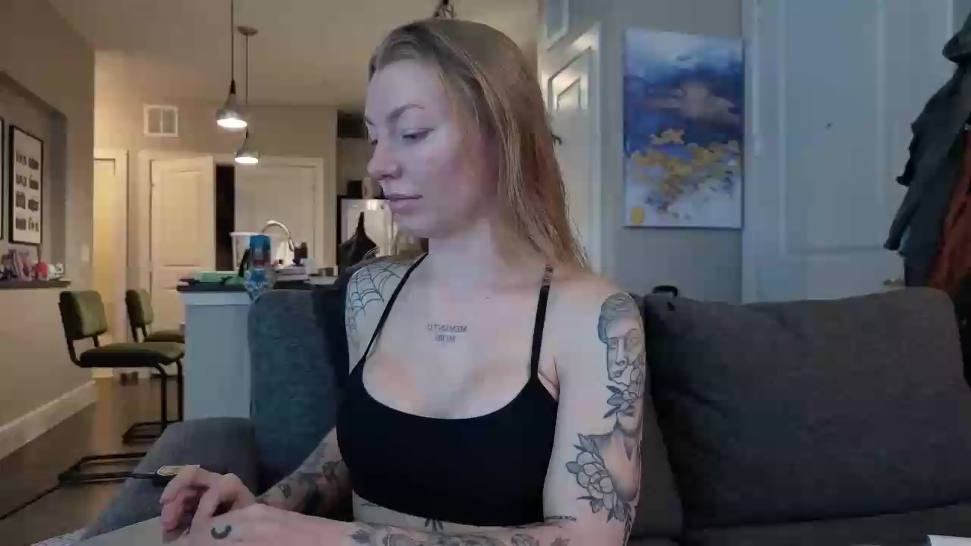 Gallery image thumbnail from wannabeMILF's myfreecams stream on, 09/01/2026, 23:57 image 1 of 20