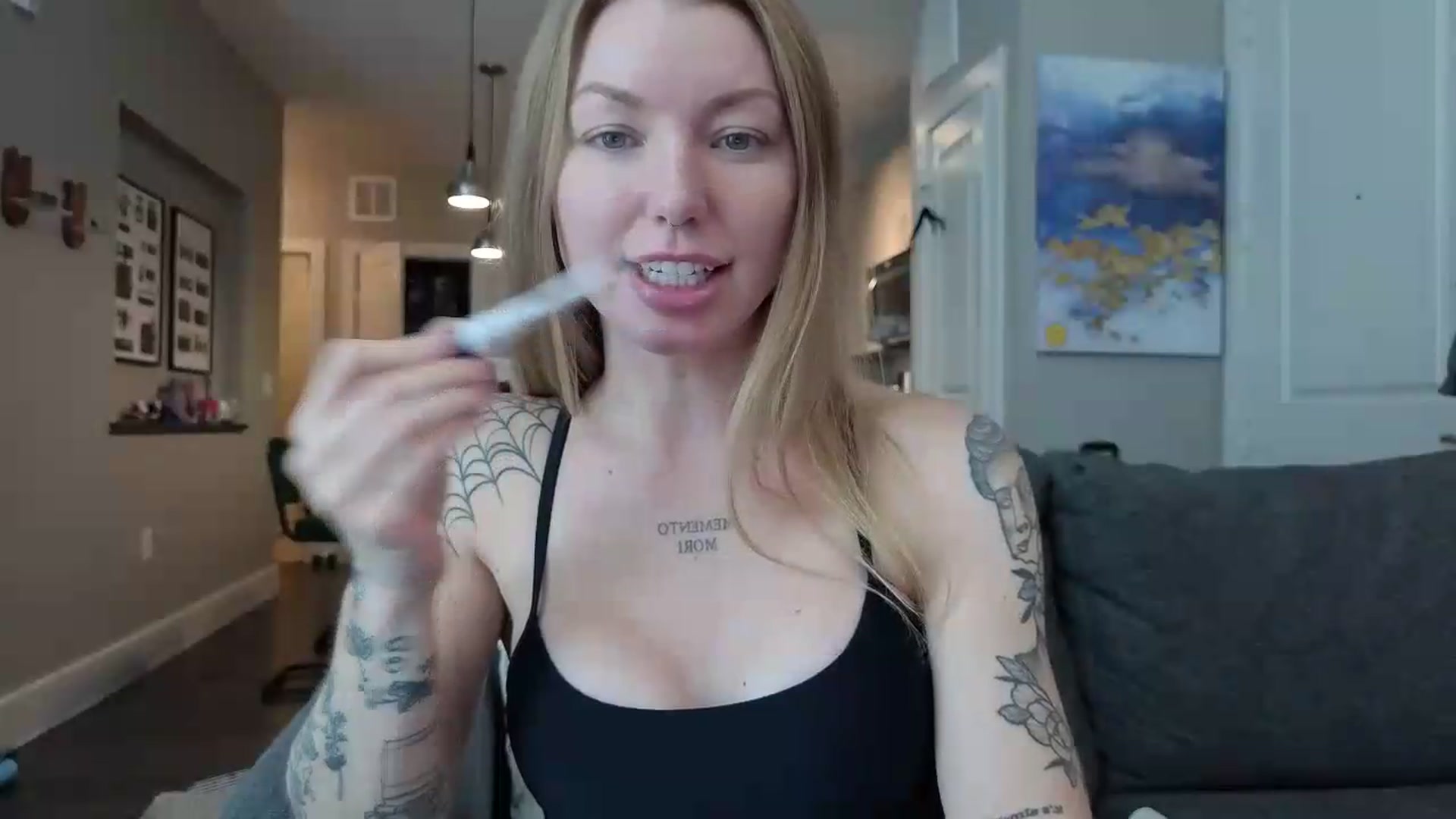 Gallery image thumbnail from wannabeMILF's myfreecams stream on, 09/02/2026, 20:12 image 12 of 20