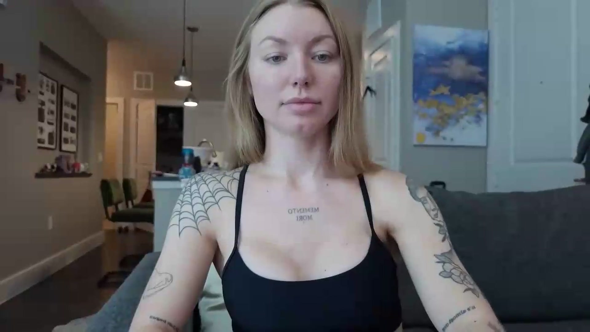 Gallery image thumbnail from wannabeMILF's myfreecams stream on, 09/02/2026, 20:12 image 7 of 20