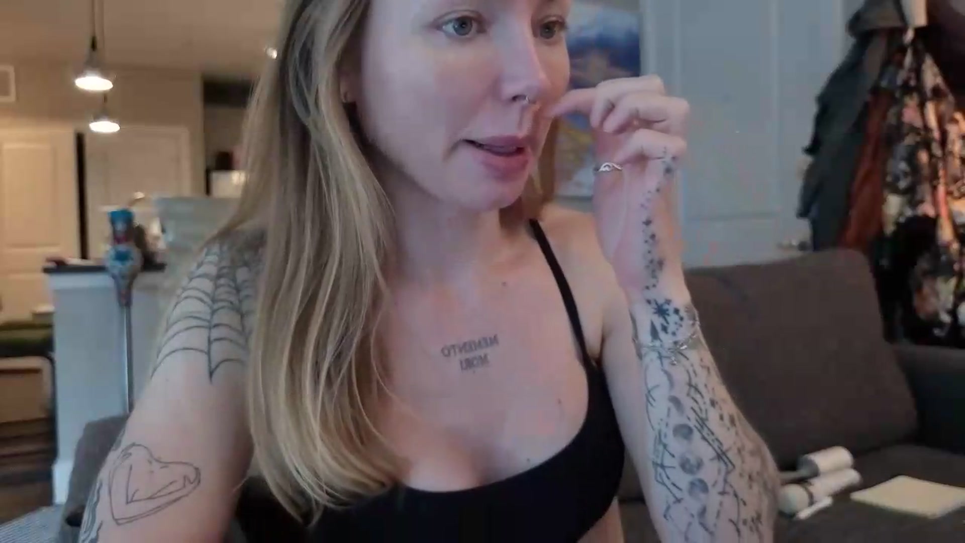 Gallery image thumbnail from wannabeMILF's myfreecams stream on, 09/02/2026, 22:16 image 16 of 20