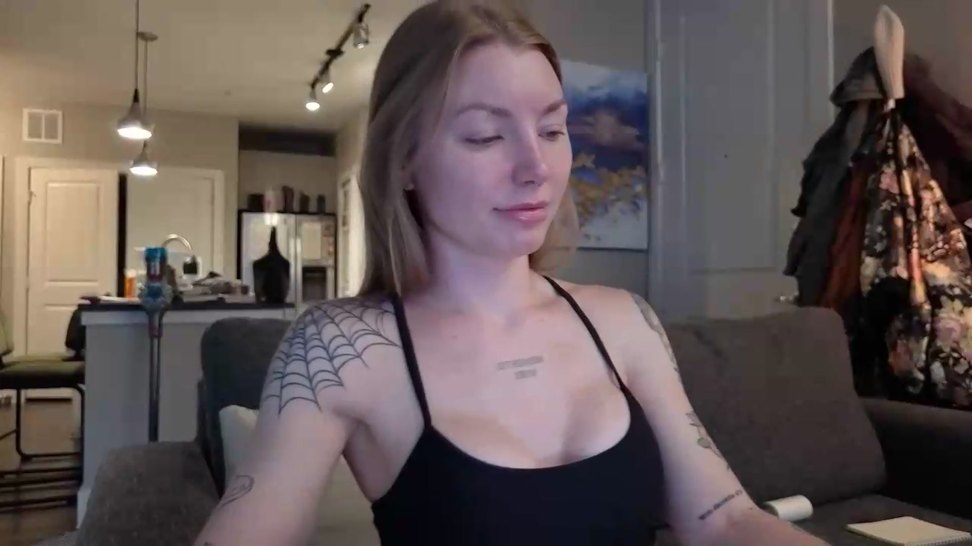 Gallery image thumbnail from wannabeMILF's myfreecams stream on, 09/03/2026, 01:20 image 13 of 20