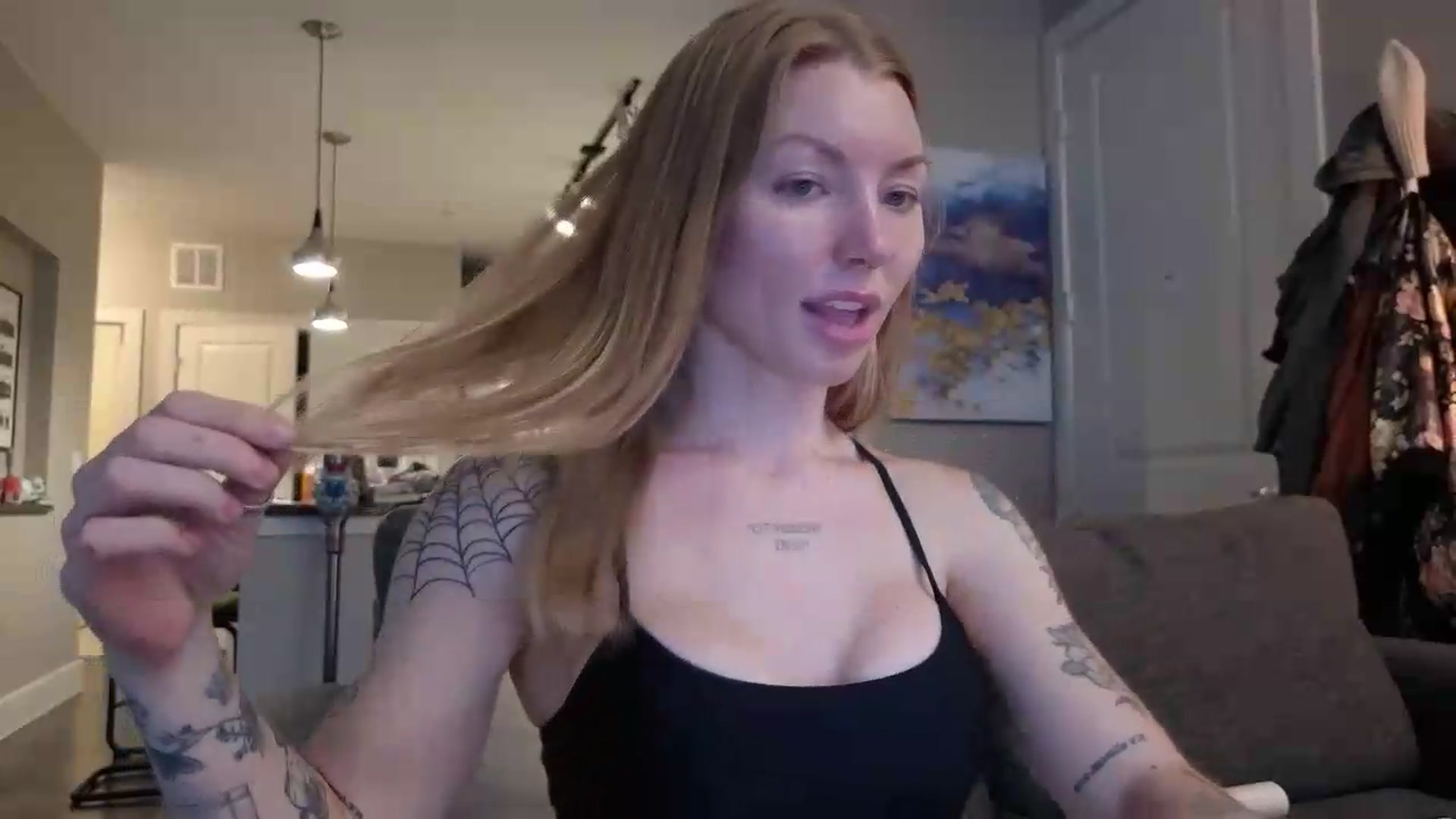 Gallery image thumbnail from wannabeMILF's myfreecams stream on, 09/03/2026, 01:20 image 15 of 20