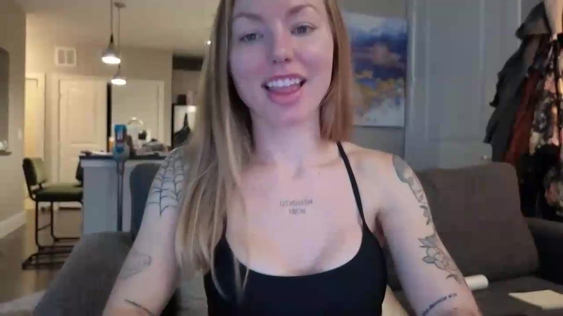 Gallery image thumbnail from wannabeMILF's myfreecams stream on, 09/03/2026, 01:20 image 5 of 20