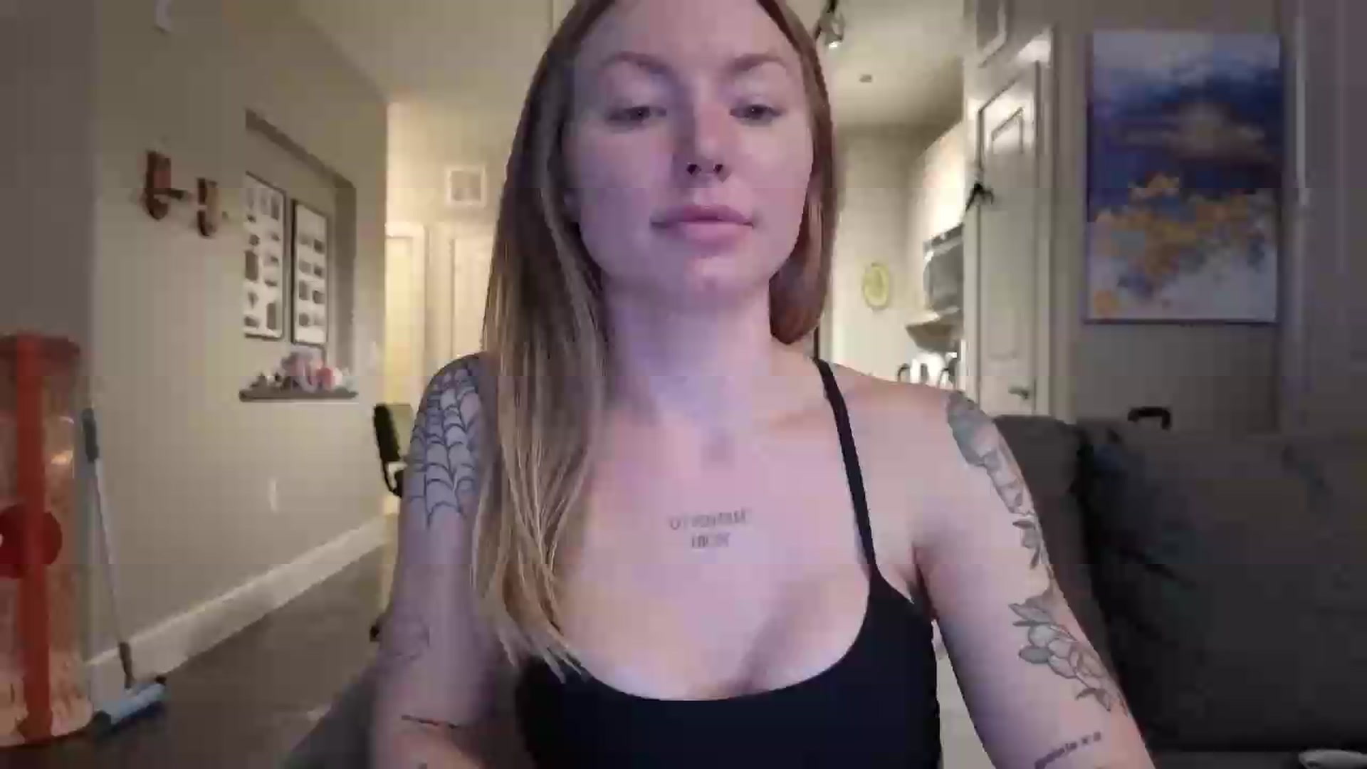 Gallery image thumbnail from wannabeMILF's myfreecams stream on, 09/03/2026, 01:20 image 18 of 20