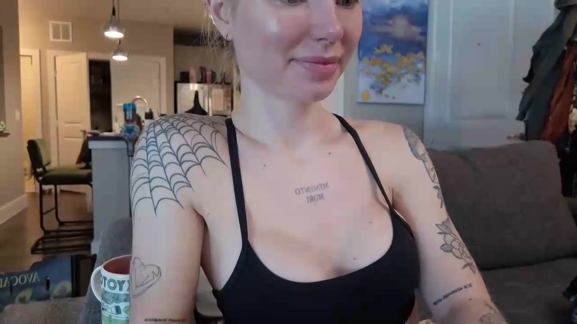 Gallery image thumbnail from wannabeMILF's myfreecams stream on, 09/03/2026, 17:43 image 11 of 20
