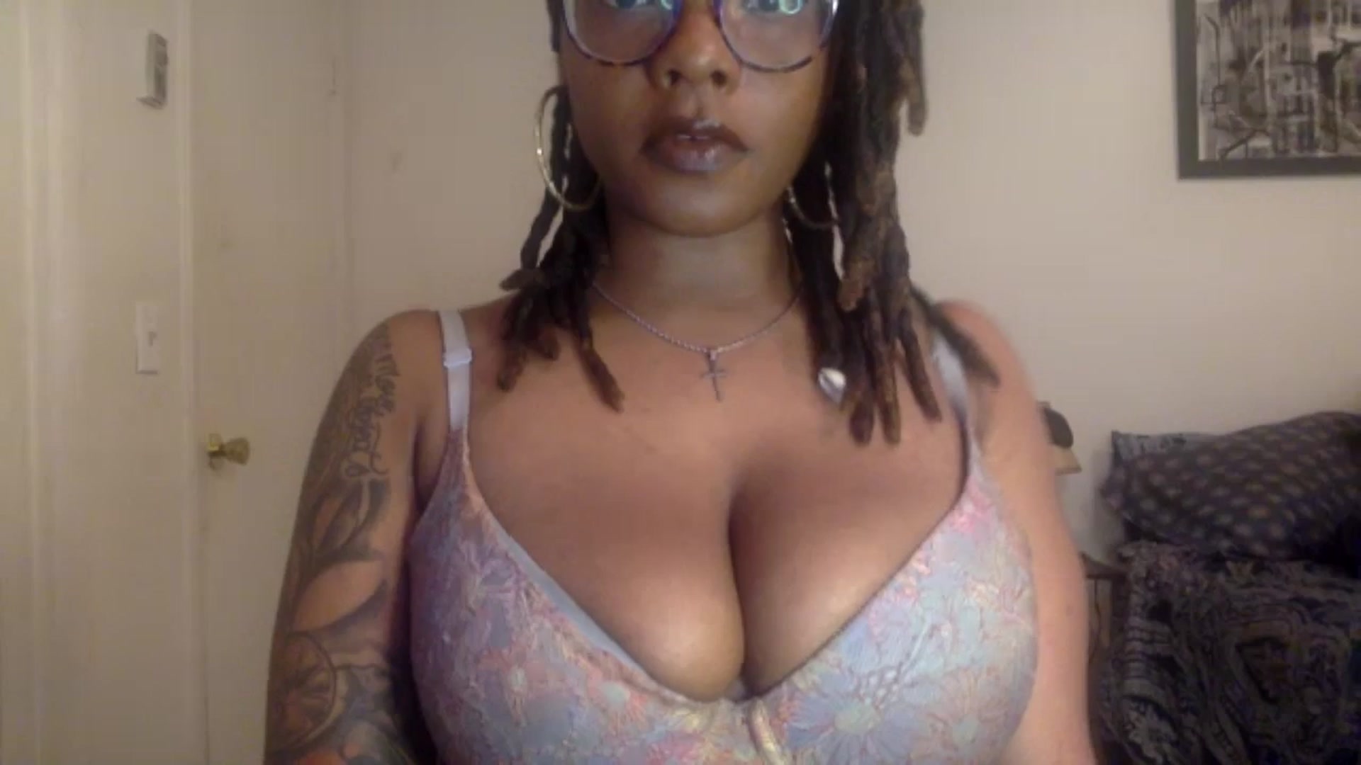 Gallery image thumbnail from warmhoney888's myfreecams stream on, 11/11/2024, 13:21 image 15 of 20