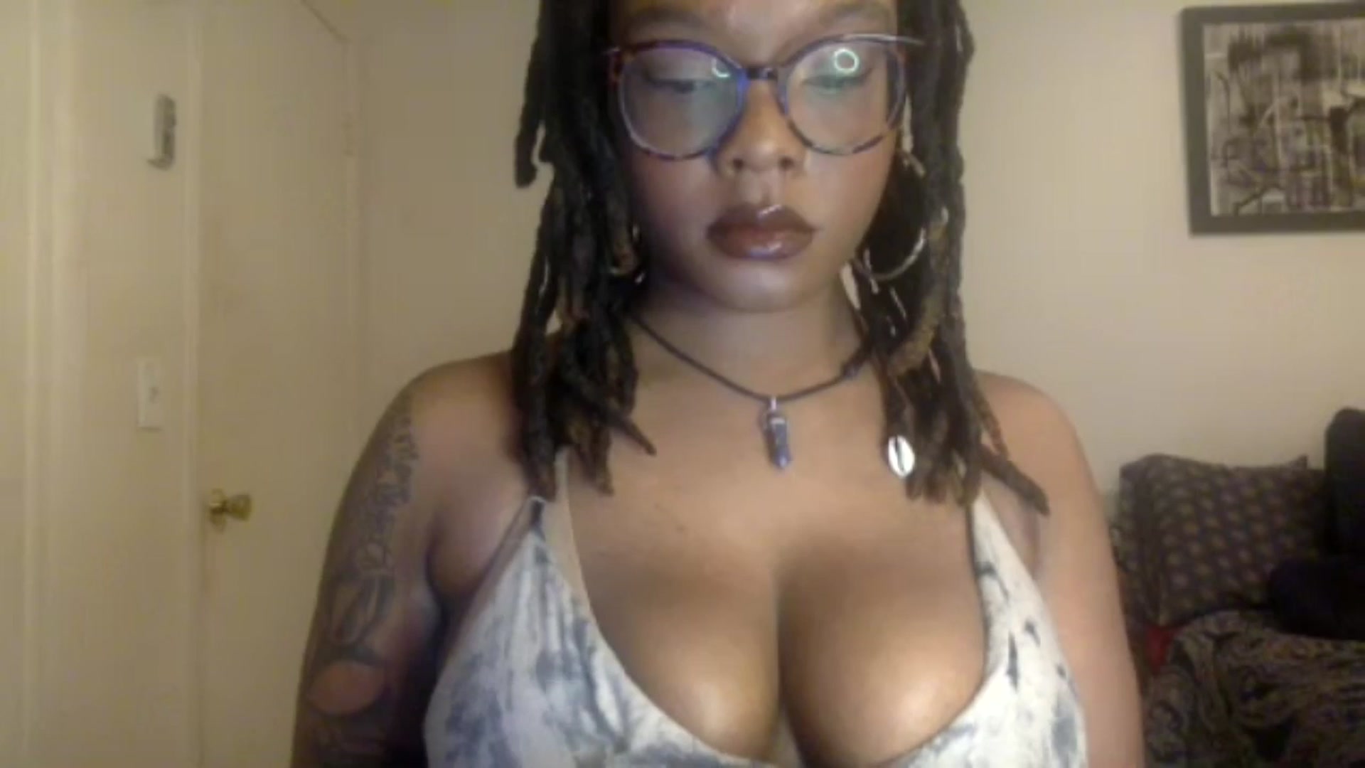 Gallery image thumbnail from warmhoney888's myfreecams stream on, 11/30/2024, 07:20 image 19 of 20