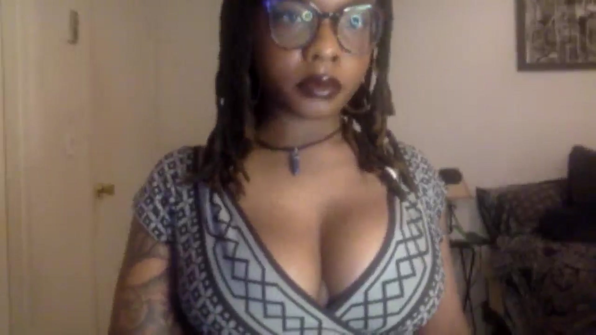 Gallery image thumbnail from warmhoney888's myfreecams stream on, 12/10/2024, 07:26 image 2 of 20