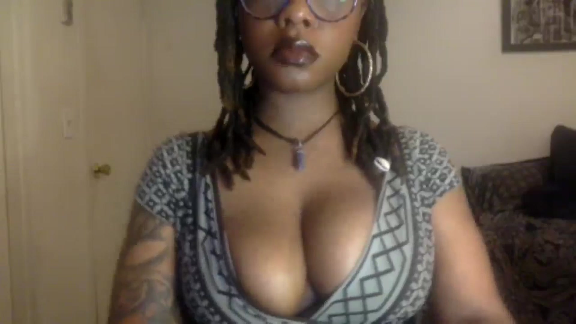 Gallery image thumbnail from warmhoney888's myfreecams stream on, 12/10/2024, 07:26 image 20 of 20