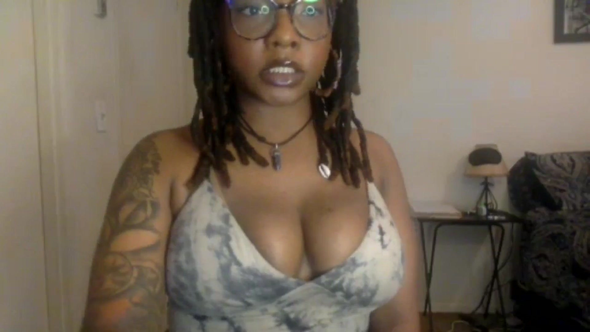 Gallery image thumbnail from warmhoney888's myfreecams stream on, 01/05/2025, 18:10 image 20 of 20