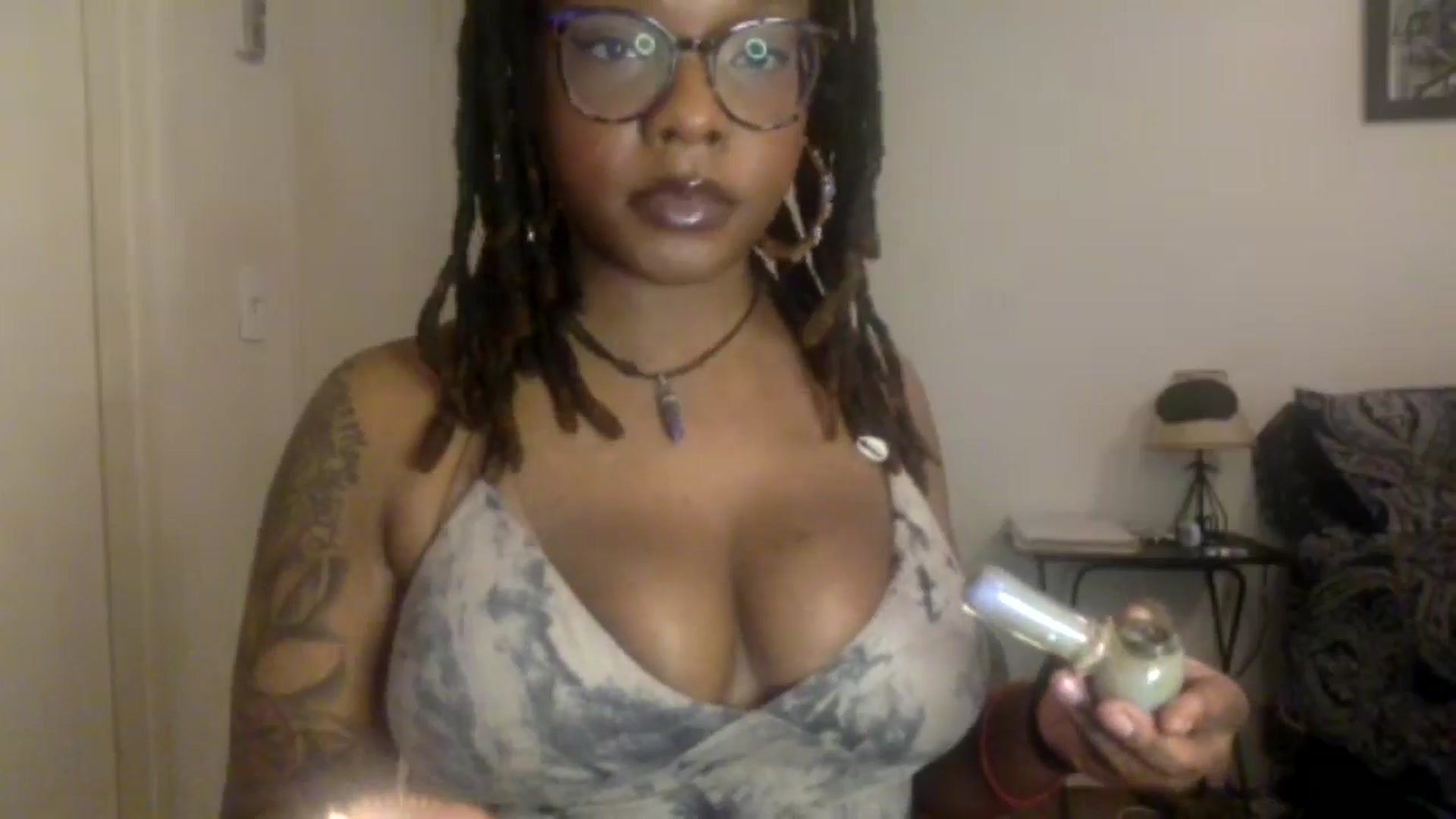 Gallery image thumbnail from warmhoney888's myfreecams stream on, 01/05/2025, 18:10 image 17 of 20