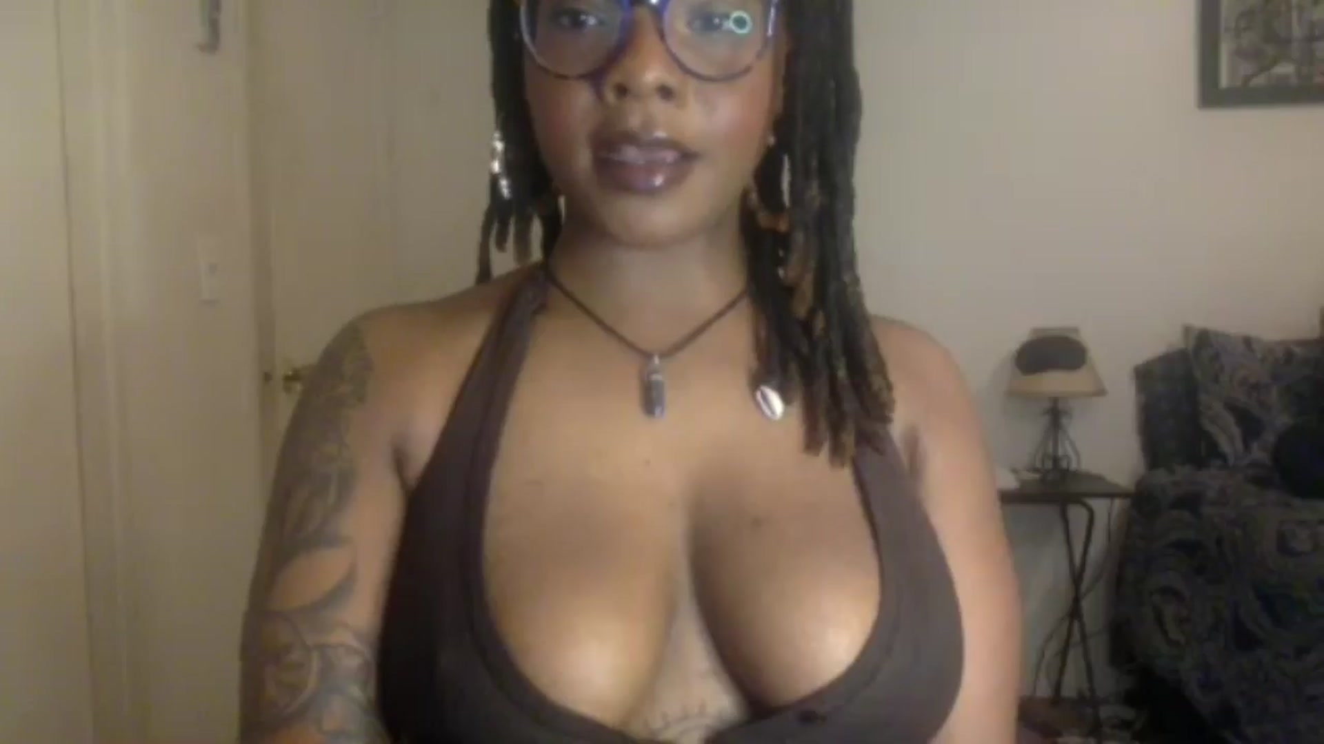 Gallery image thumbnail from warmhoney888's myfreecams stream on, 01/08/2025, 12:28 image 20 of 20