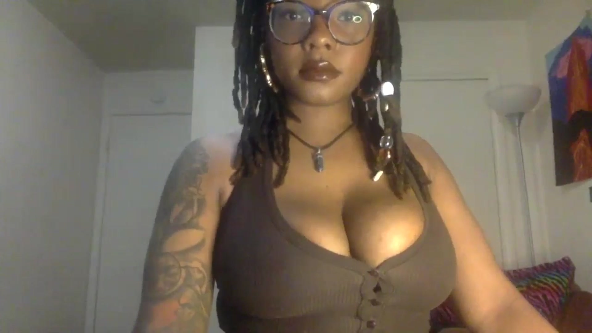 Gallery image thumbnail from warmhoney888's myfreecams stream on, 01/24/2025, 11:38 image 6 of 20