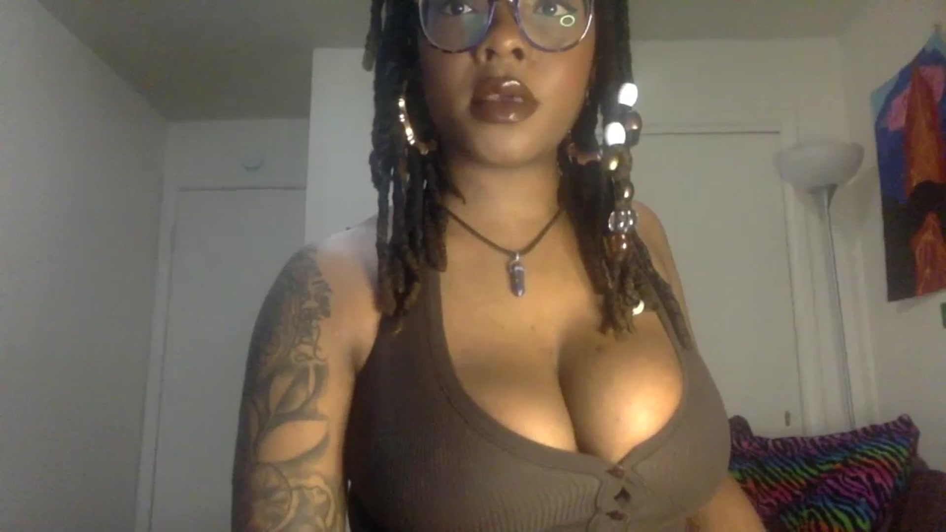 Gallery image thumbnail from warmhoney888's myfreecams stream on, 01/24/2025, 11:38 image 11 of 20
