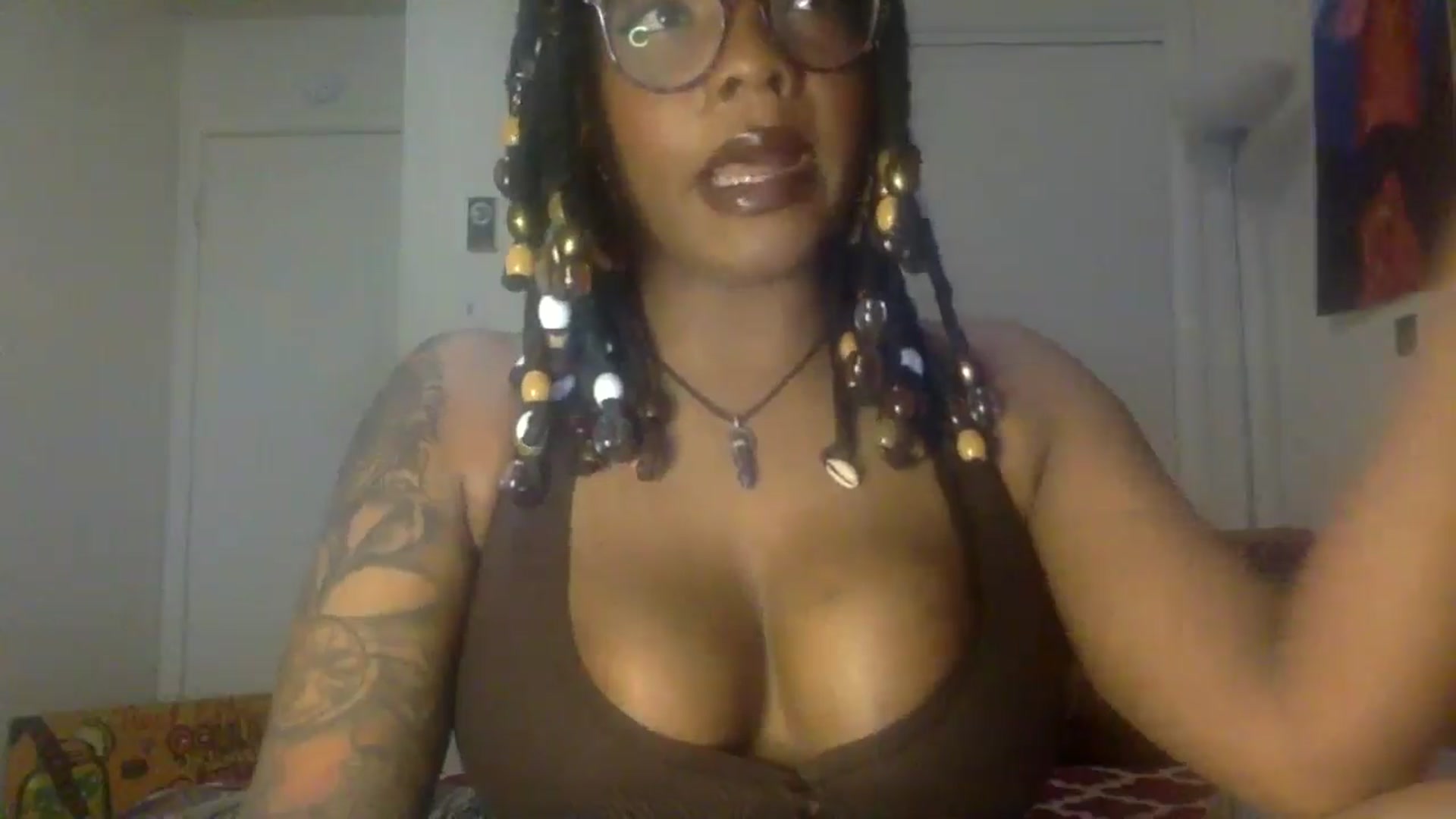Gallery image thumbnail from warmhoney888's myfreecams stream on, 01/28/2025, 09:32 image 10 of 20