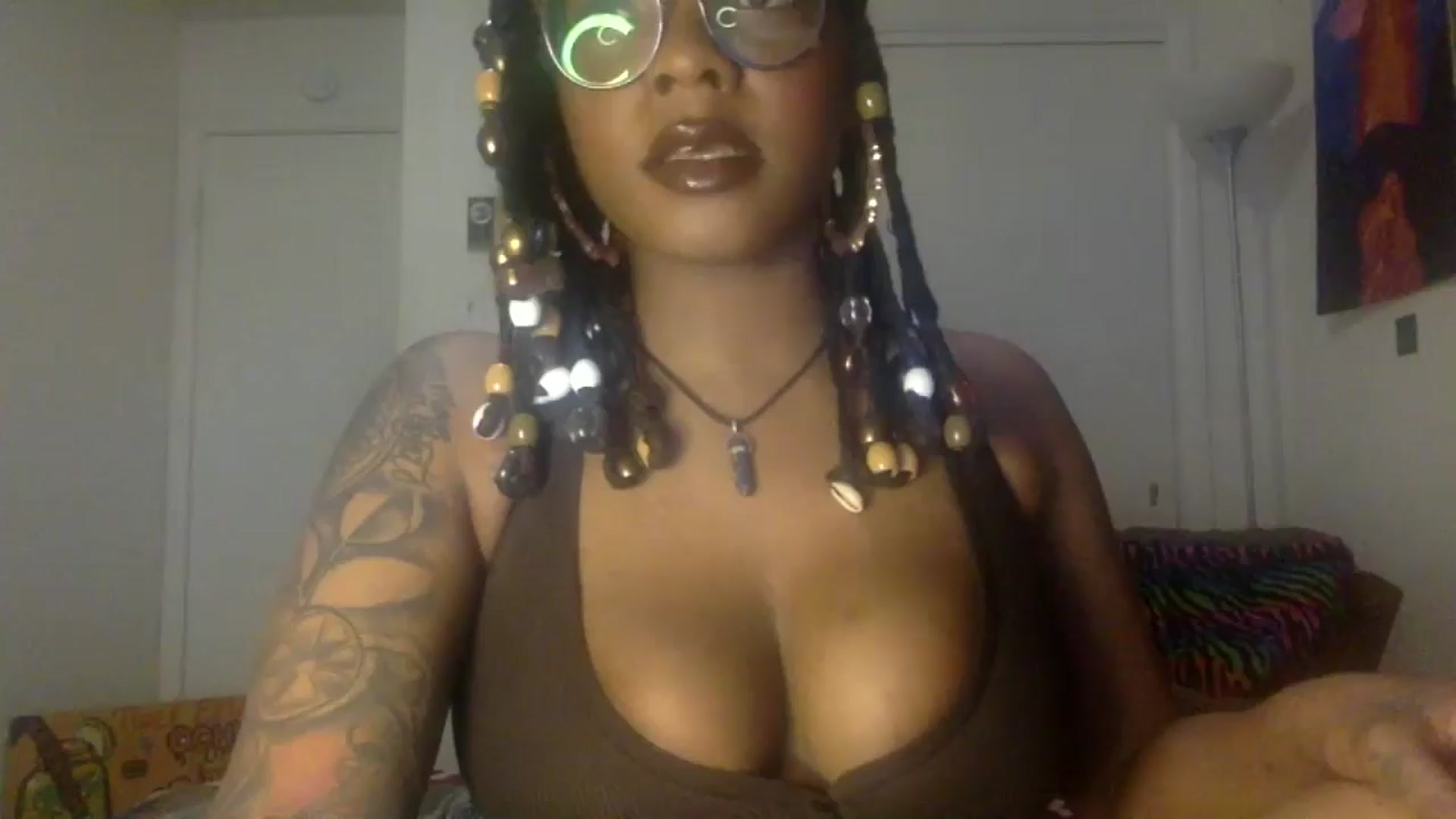 Gallery image thumbnail from warmhoney888's myfreecams stream on, 01/28/2025, 09:32 image 9 of 20