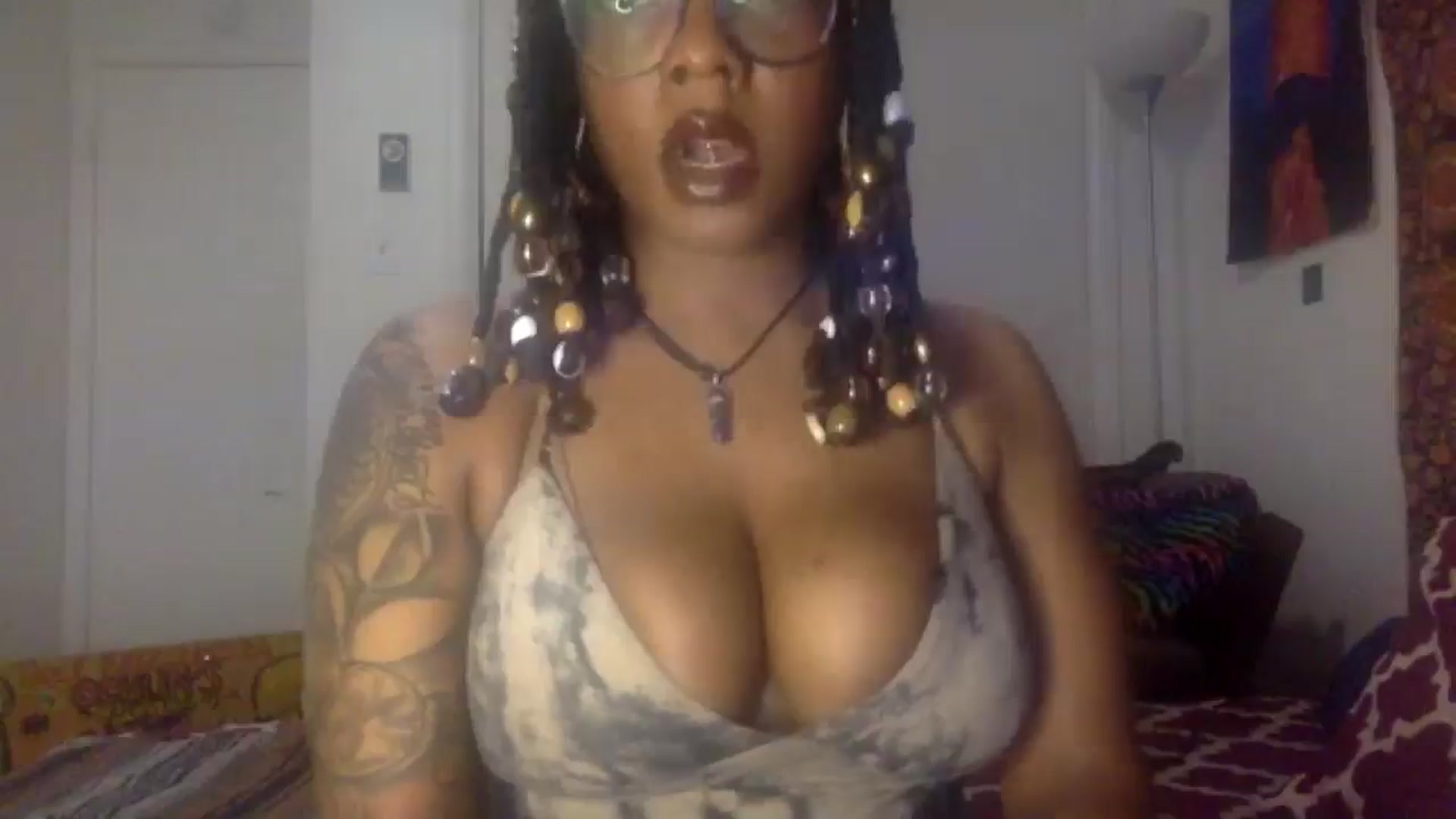 Gallery image thumbnail from warmhoney888's myfreecams stream on, 01/28/2025, 11:30 image 6 of 20