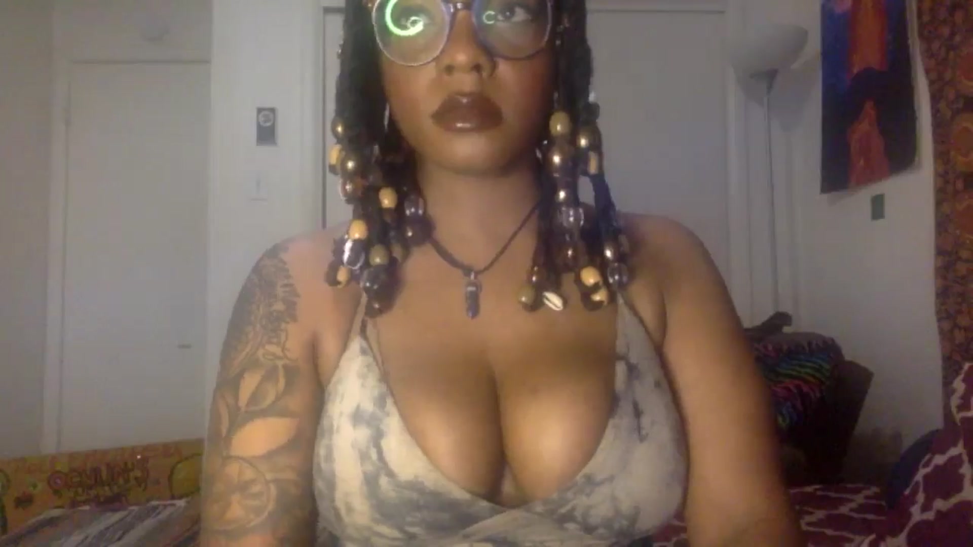 Gallery image thumbnail from warmhoney888's myfreecams stream on, 01/28/2025, 11:30 image 7 of 20