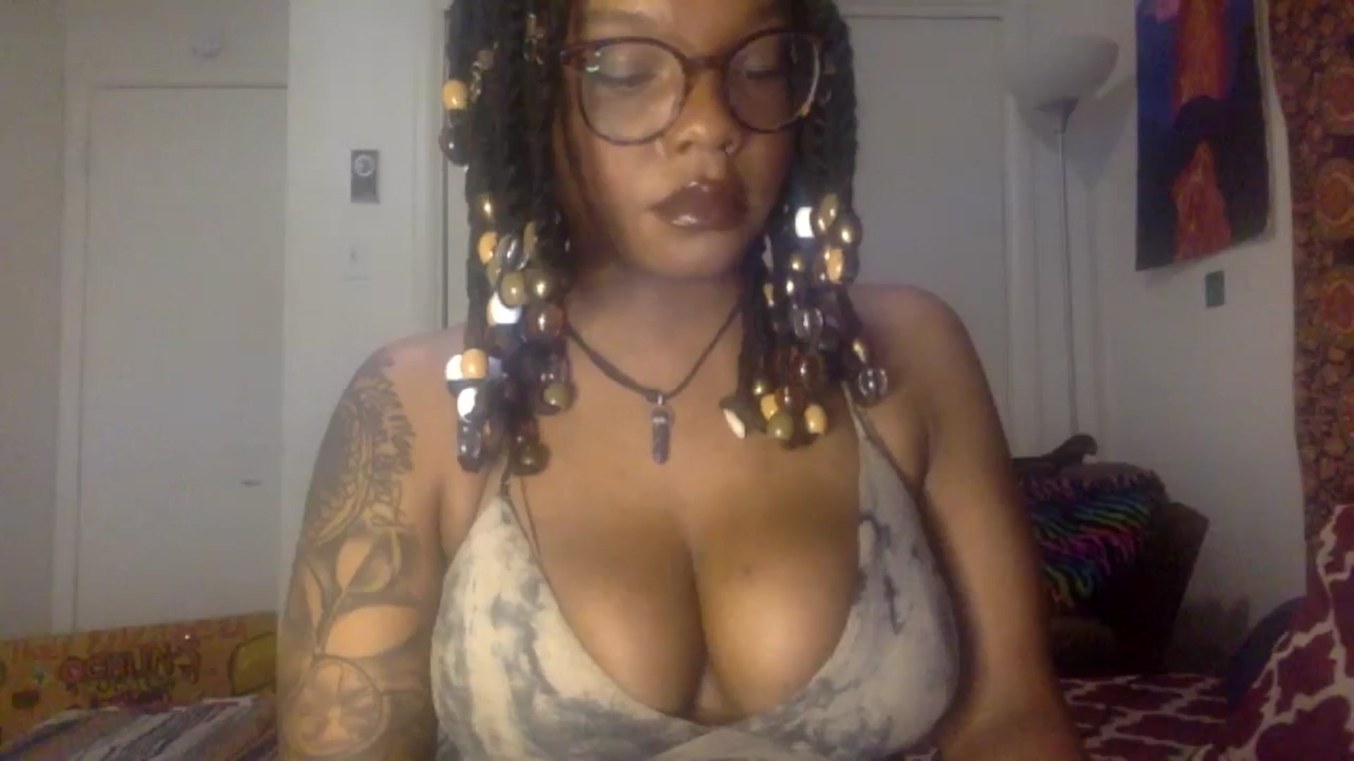 Gallery image thumbnail from warmhoney888's myfreecams stream on, 01/28/2025, 11:30 image 14 of 20