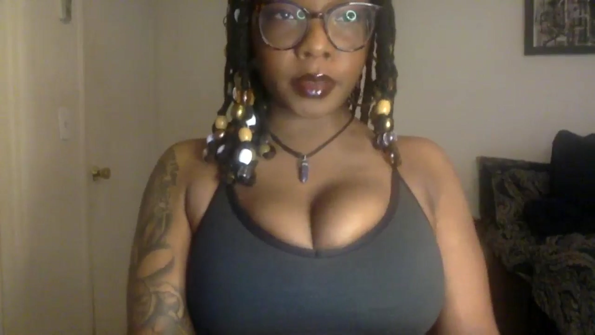 Gallery image thumbnail from warmhoney888's myfreecams stream on, 03/23/2025, 12:40 image 7 of 20