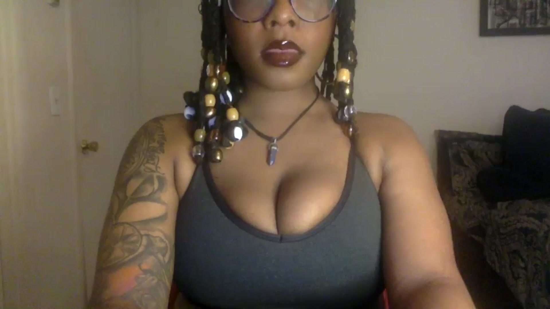 Gallery image thumbnail from warmhoney888's myfreecams stream on, 03/23/2025, 12:40 image 9 of 20
