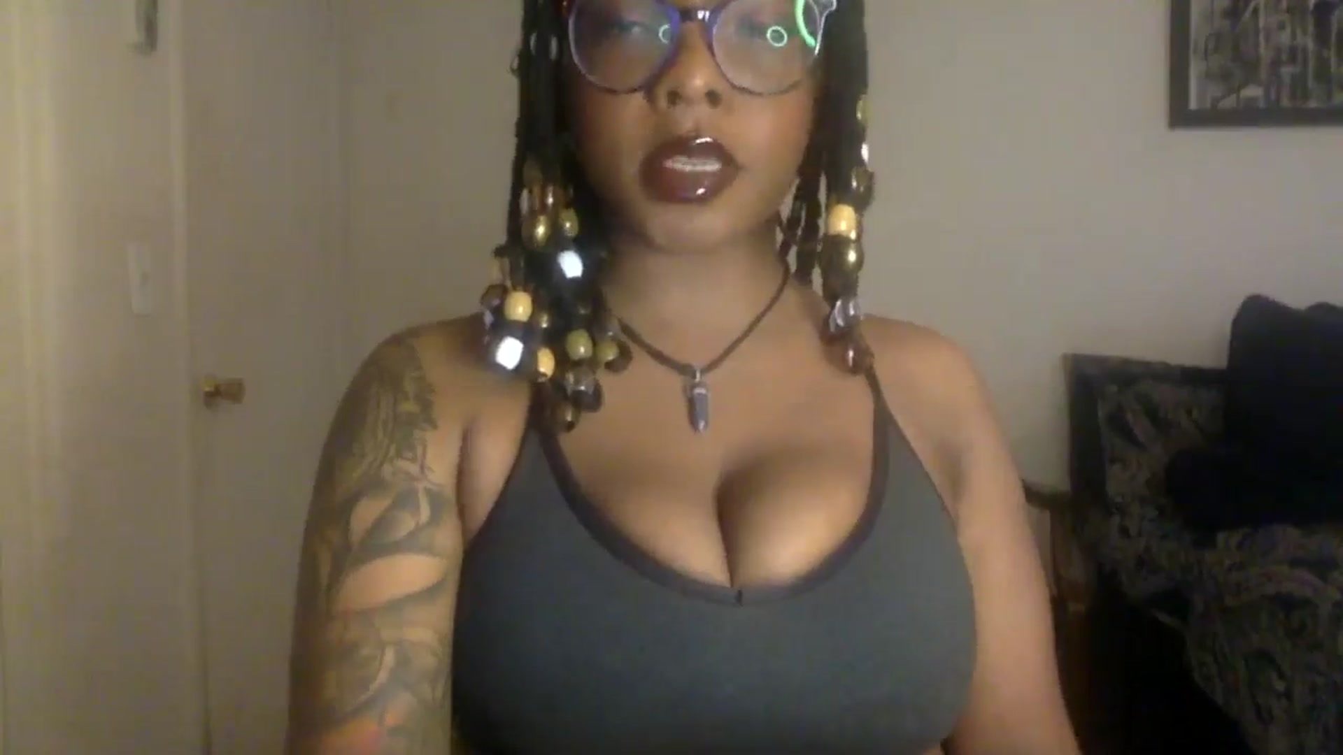 Gallery image thumbnail from warmhoney888's myfreecams stream on, 03/23/2025, 12:40 image 8 of 20