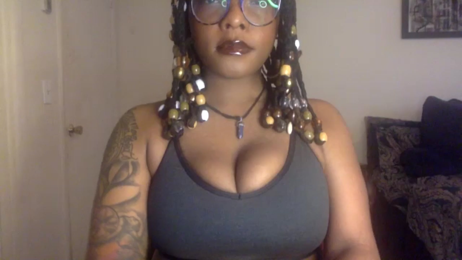 Gallery image thumbnail from warmhoney888's myfreecams stream on, 03/23/2025, 12:40 image 17 of 20
