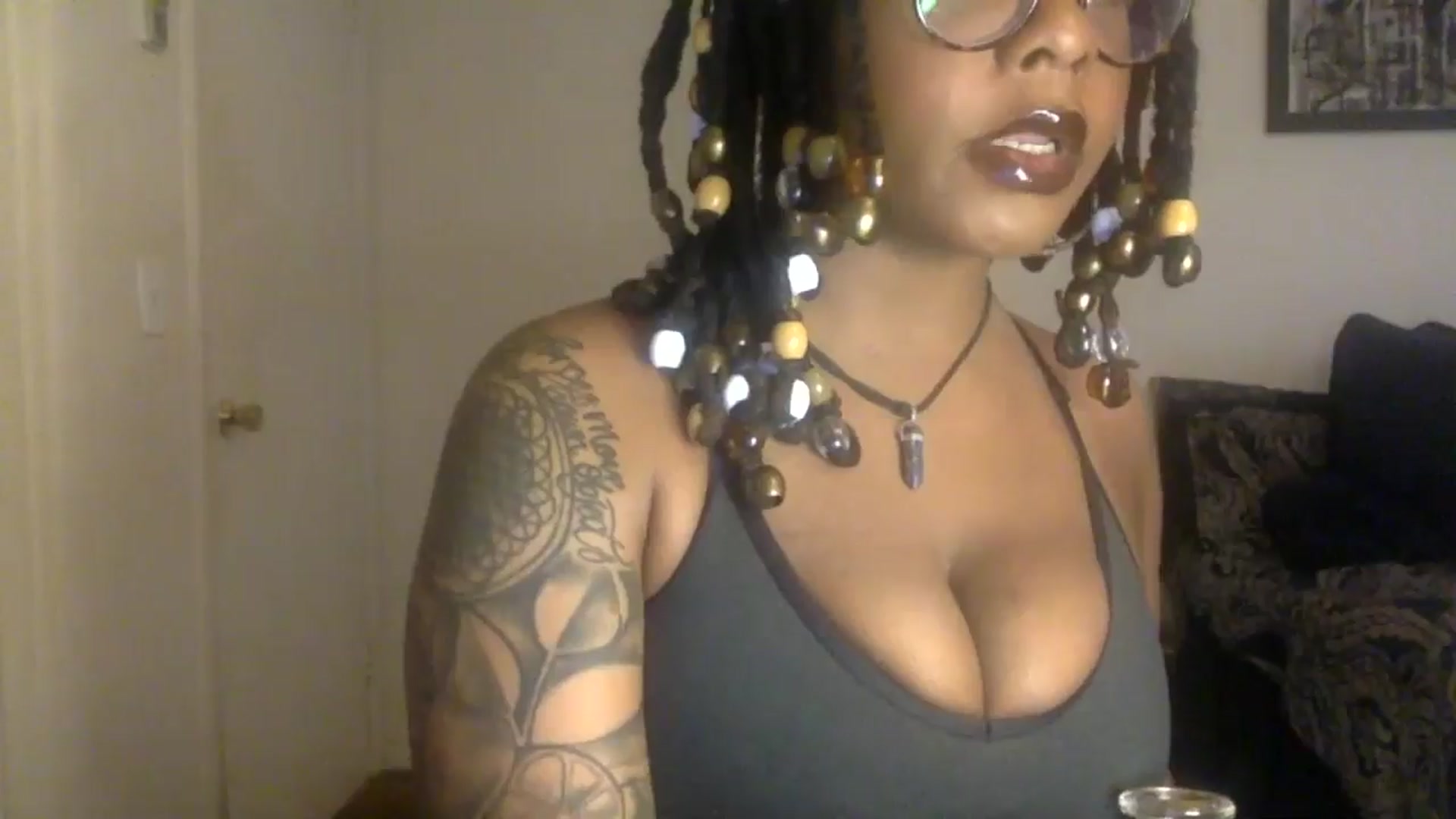 Gallery image thumbnail from warmhoney888's myfreecams stream on, 03/23/2025, 12:40 image 11 of 20